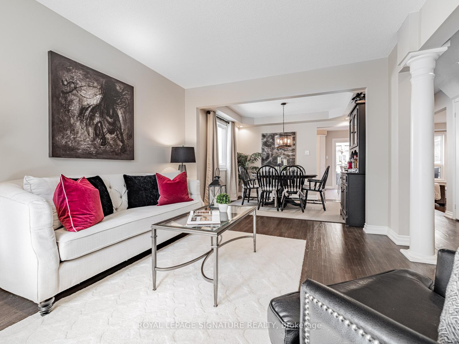 Photo 8 of 129 Chiswick Crescent, Aurora, Aurora Highlands — HOMEH