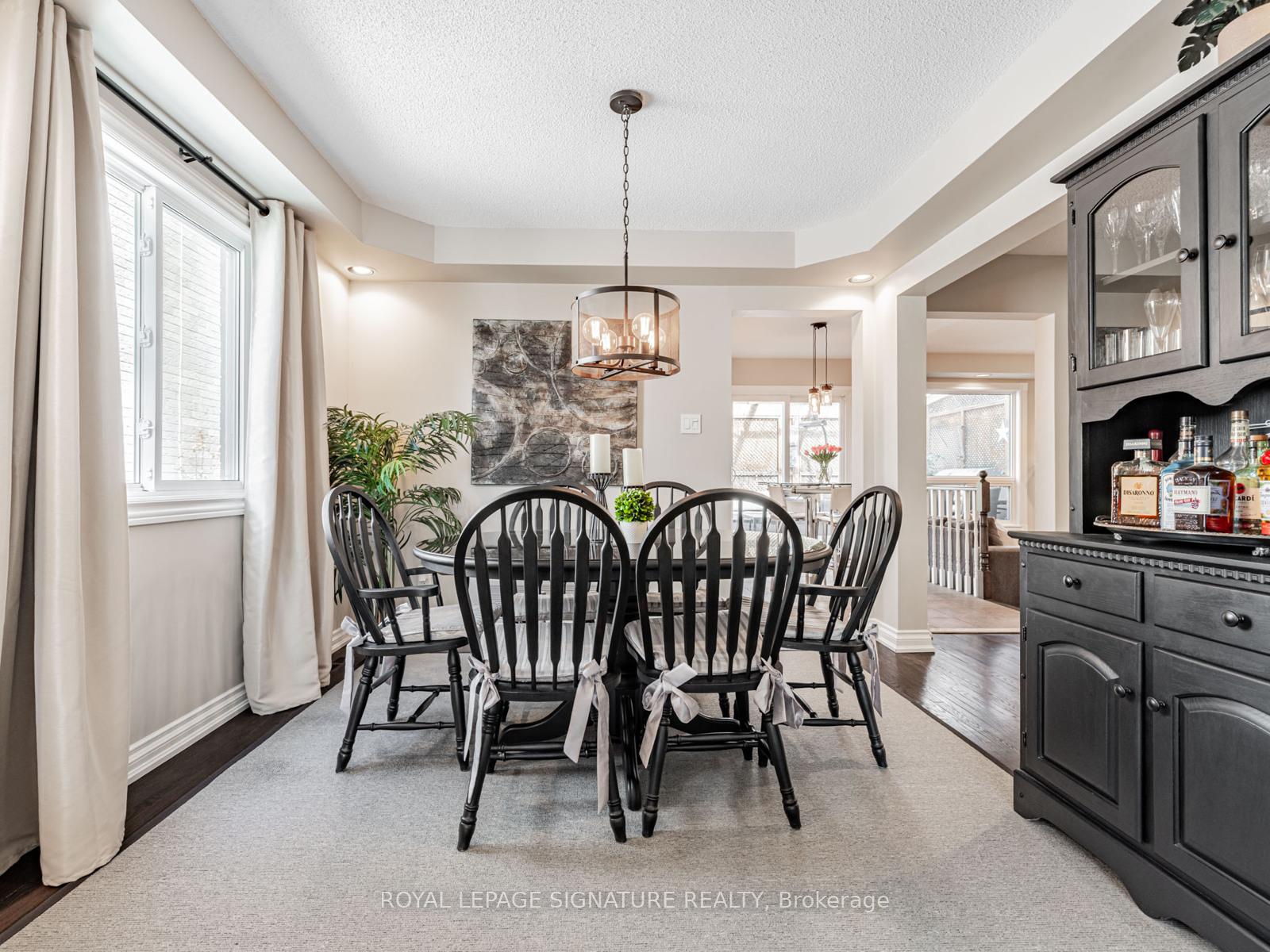 Photo 9 of 129 Chiswick Crescent, Aurora, Aurora Highlands — HOMEH