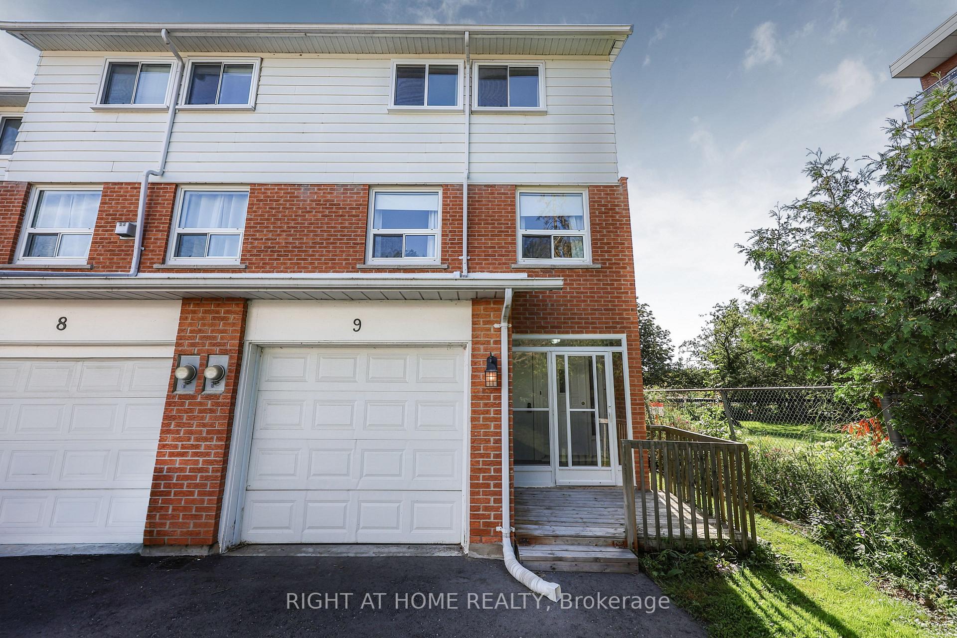 Photo 3 of Unit 9, 237 Steel Street, Barrie, Codrington — HOMEH