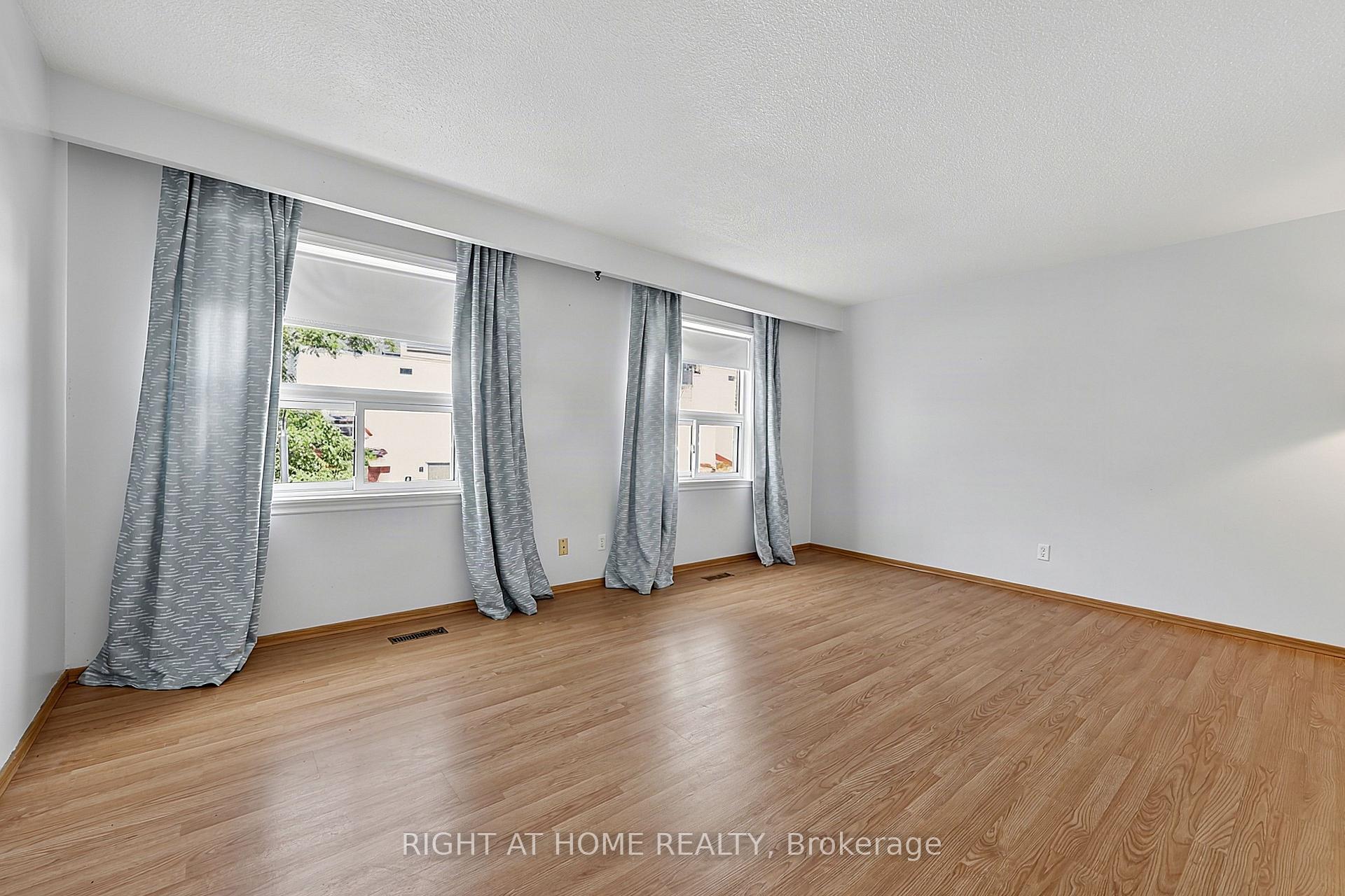 Photo 18 of Unit 9, 237 Steel Street, Barrie, Codrington — HOMEH