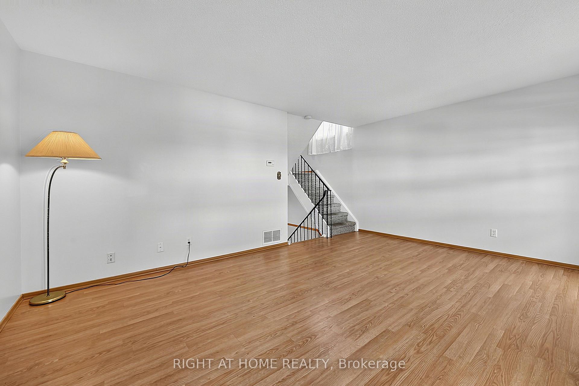 Photo 19 of Unit 9, 237 Steel Street, Barrie, Codrington — HOMEH