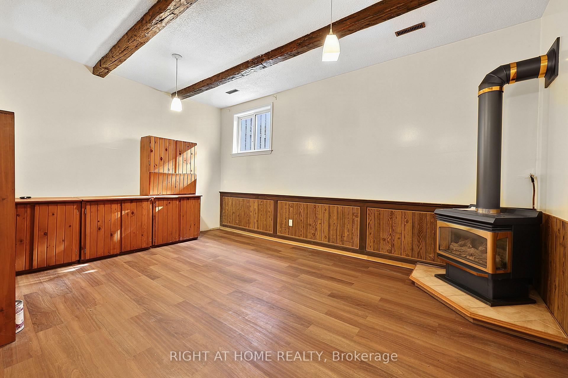 Photo 31 of Unit 9, 237 Steel Street, Barrie, Codrington — HOMEH