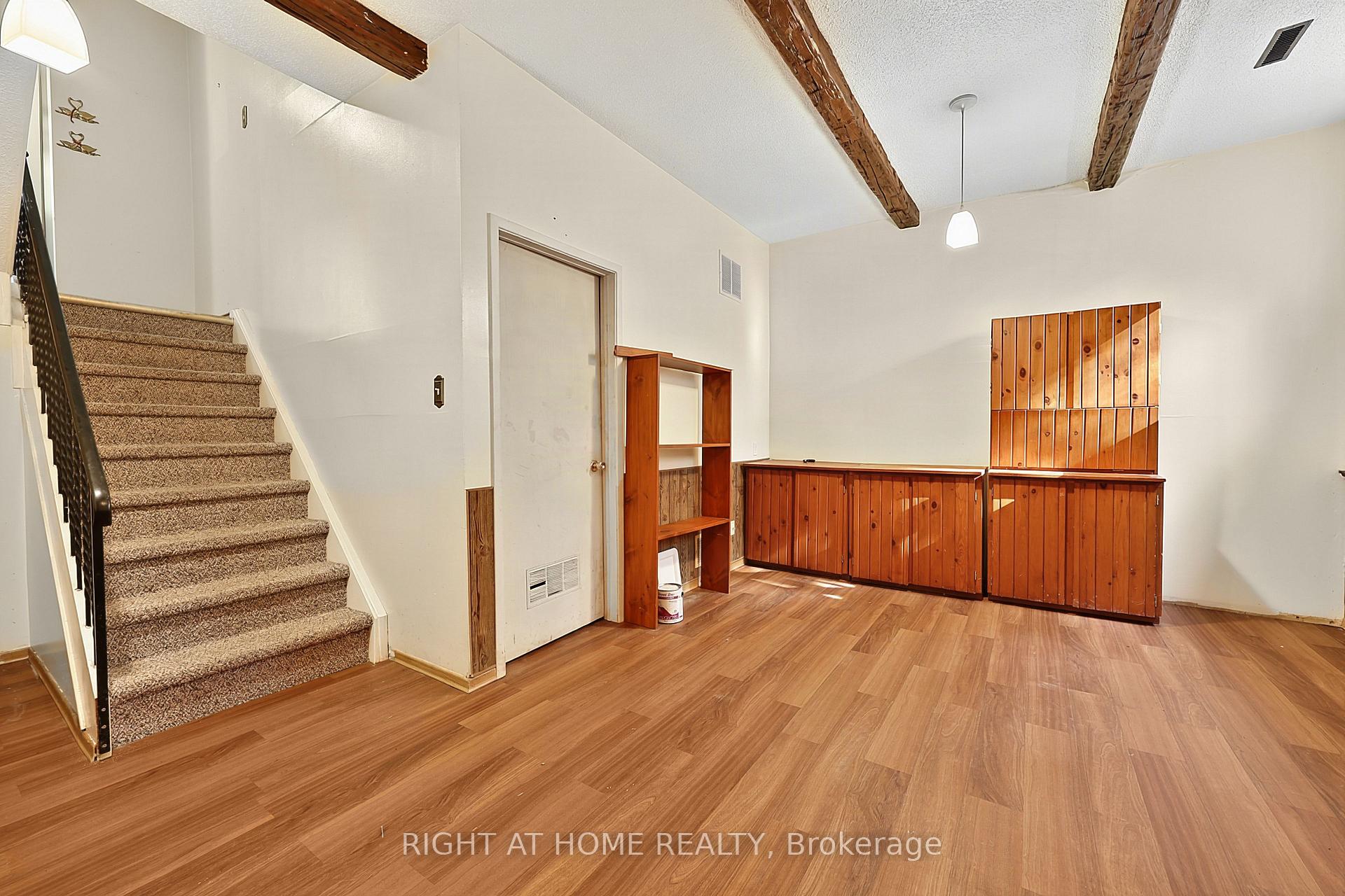 Photo 32 of Unit 9, 237 Steel Street, Barrie, Codrington — HOMEH