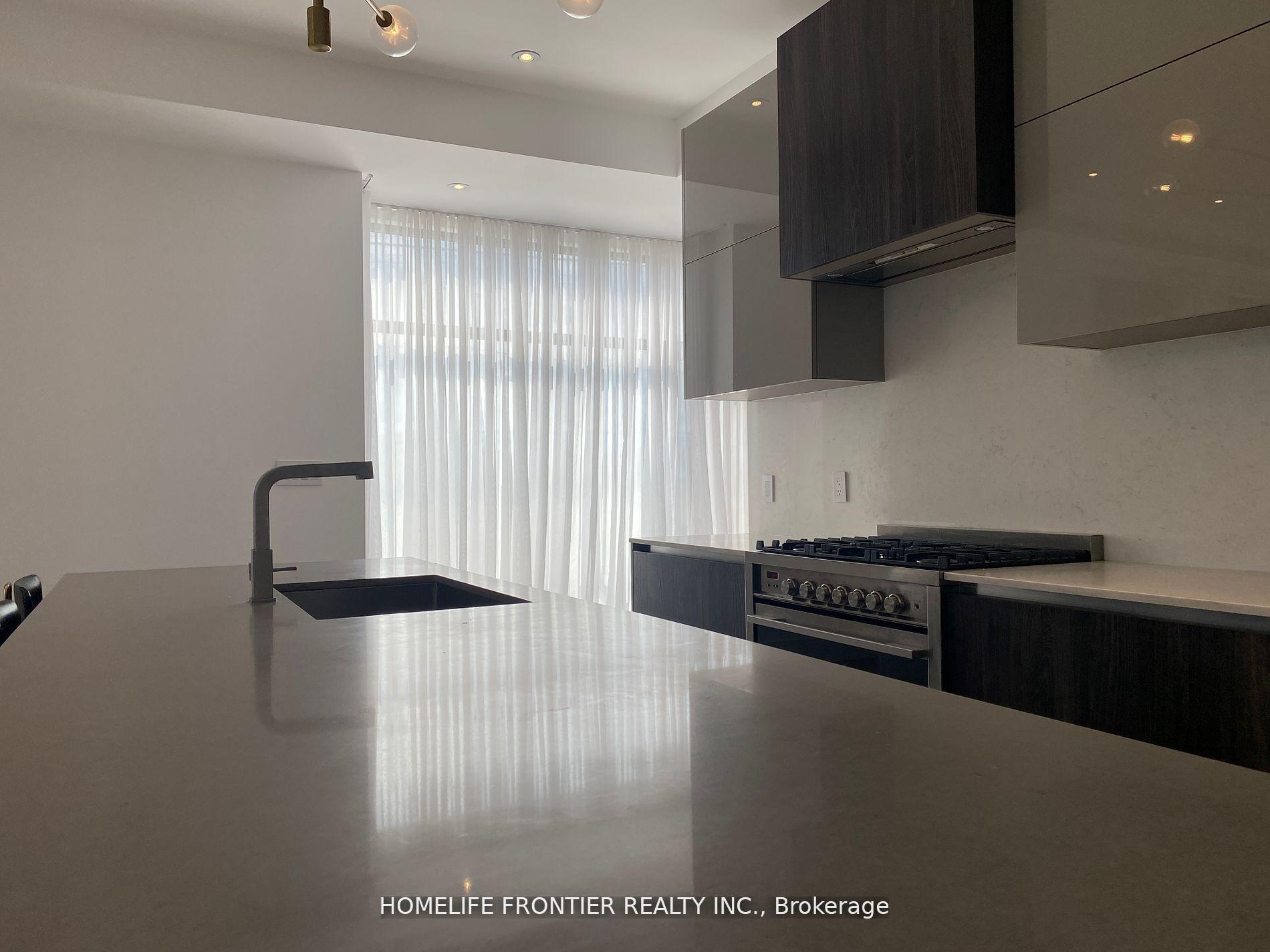 Photo 4 of 163 Pemberton Road, Richmond Hill, North Richvale — HOMEH
