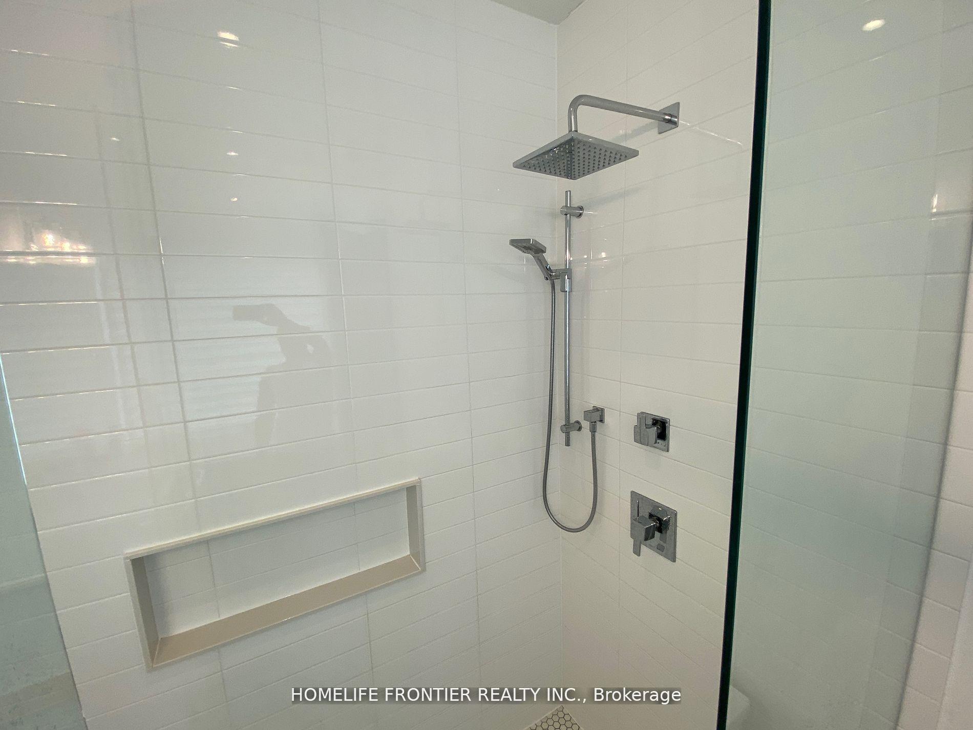 Photo 14 of 163 Pemberton Road, Richmond Hill, North Richvale — HOMEH