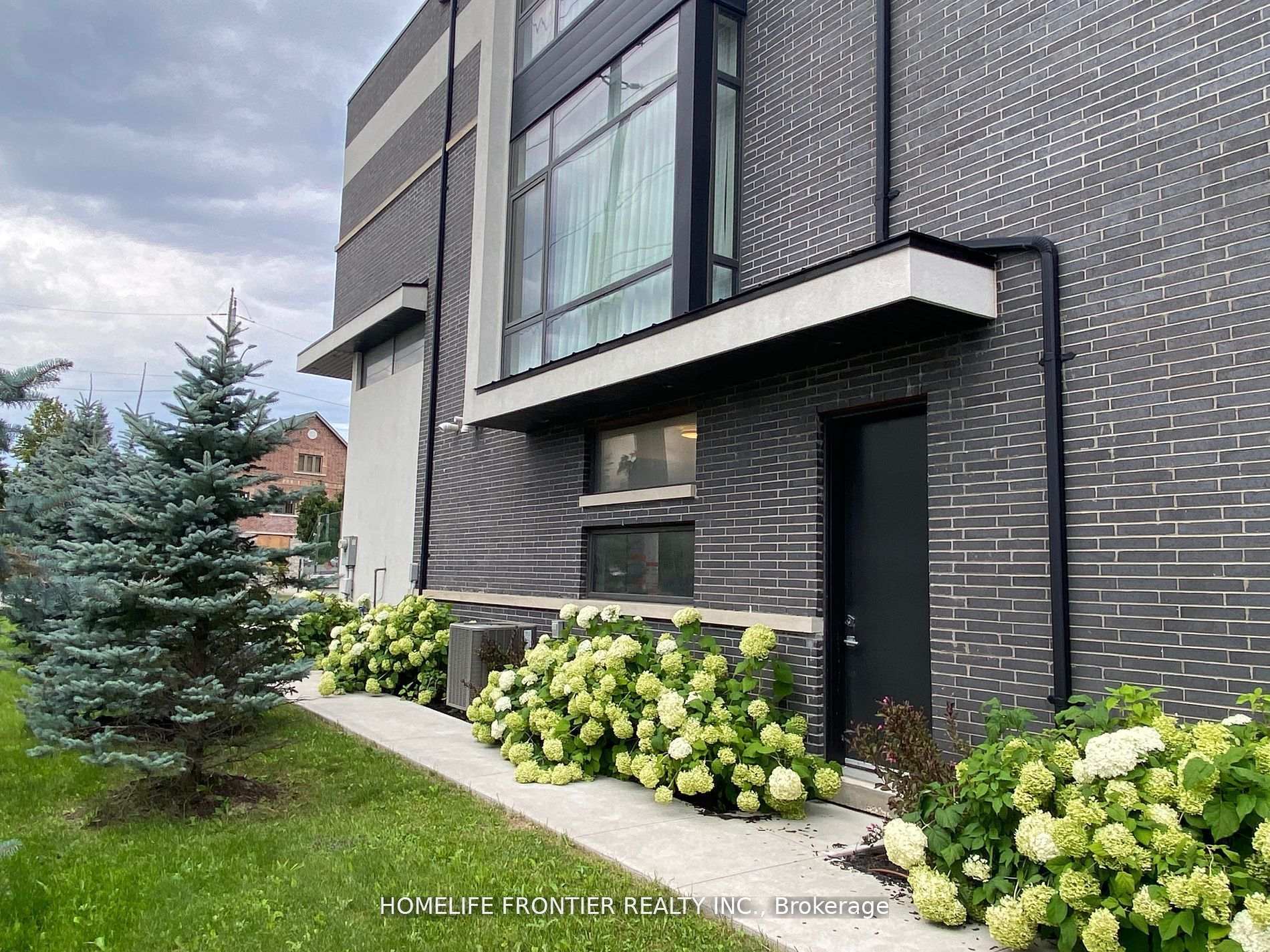 Photo 28 of 163 Pemberton Road, Richmond Hill, North Richvale — HOMEH