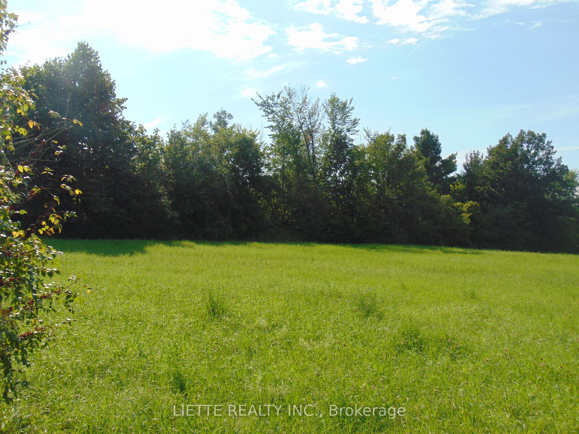 Photo 2 of County 18 Road, South Glengarry, South Glengarry (Charlottenburgh) Twp — HOMEH