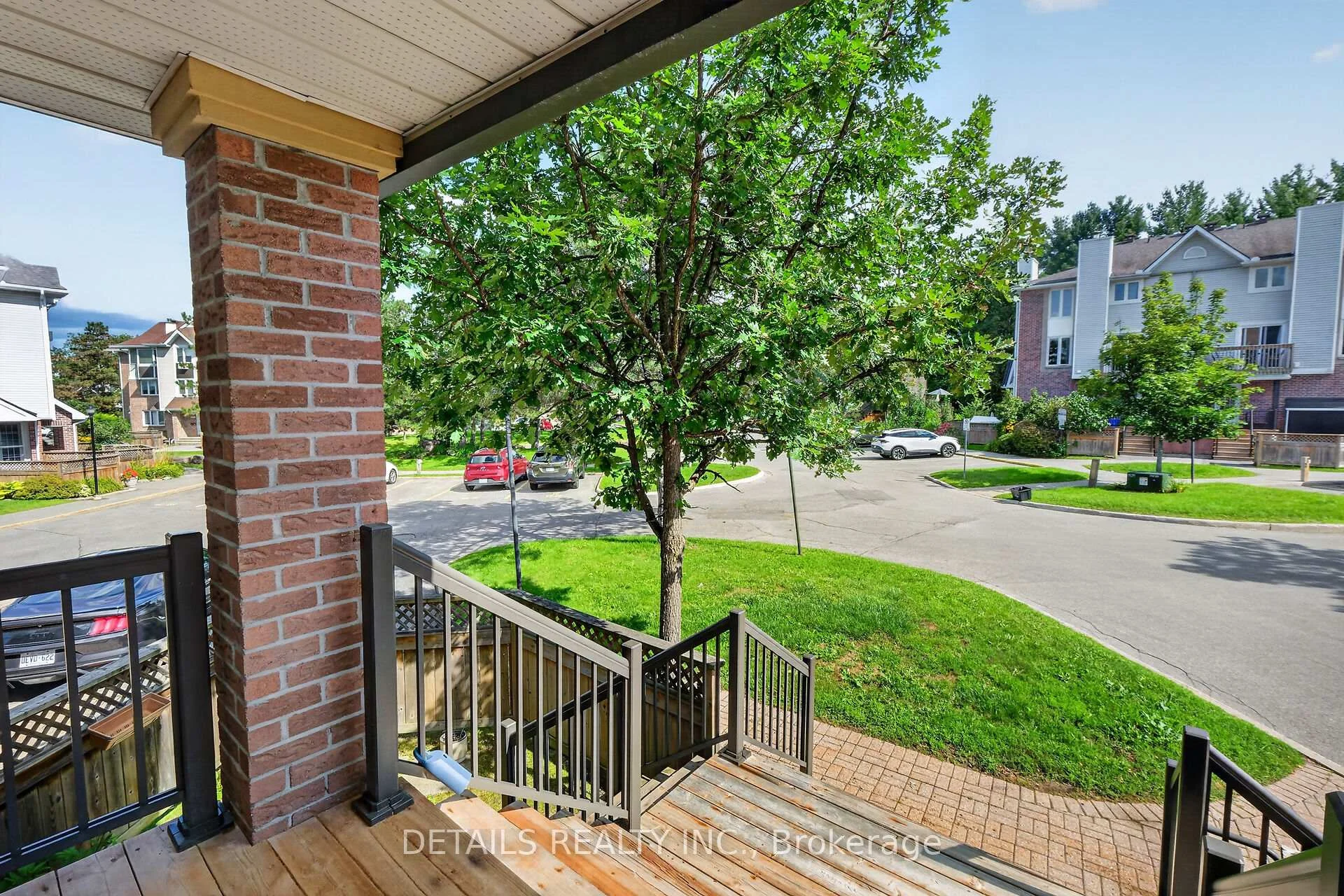Photo 4 of Unit 7, 1 Stonebank Crescent, Ottawa, Westcliffe Estates — HOMEH