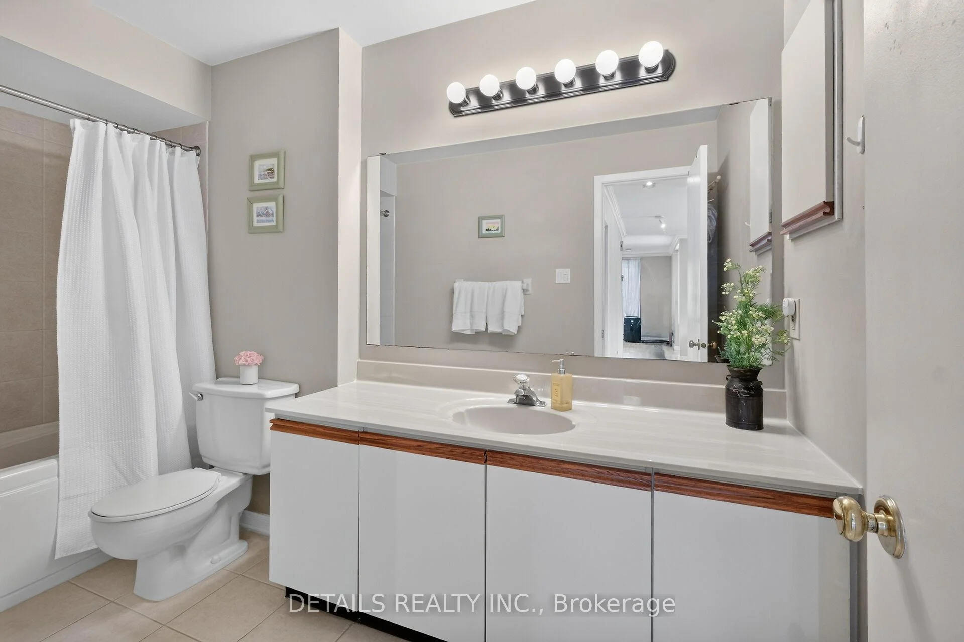 Photo 30 of Unit 7, 1 Stonebank Crescent, Ottawa, Westcliffe Estates — HOMEH