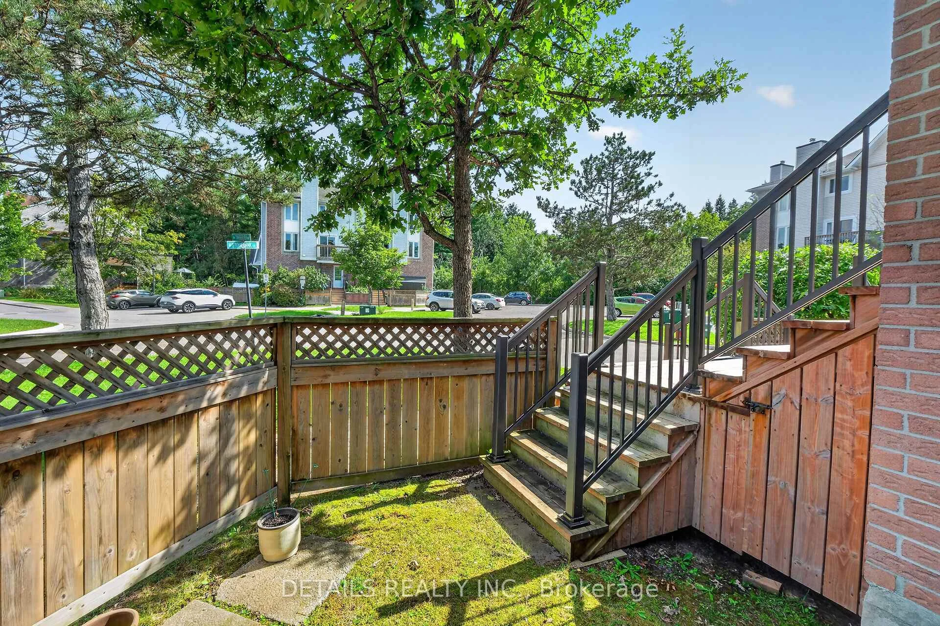 Photo 36 of Unit 7, 1 Stonebank Crescent, Ottawa, Westcliffe Estates — HOMEH