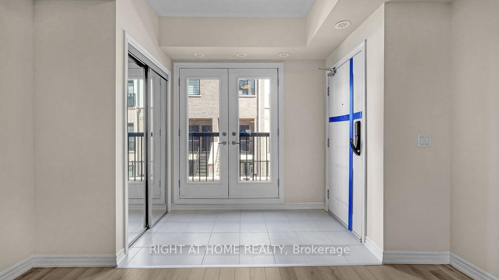Photo 6 of Unit 220, 349 Wheat Boom Drive, Oakville, Joshua Meadows — HOMEH
