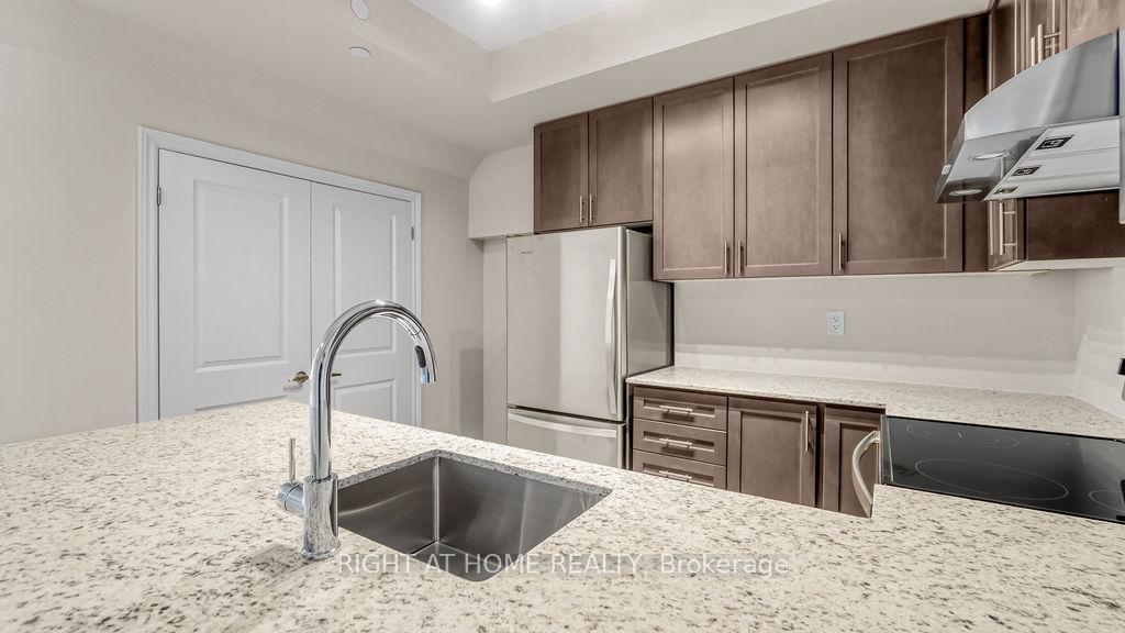 Photo 15 of Unit 220, 349 Wheat Boom Drive, Oakville, Joshua Meadows — HOMEH
