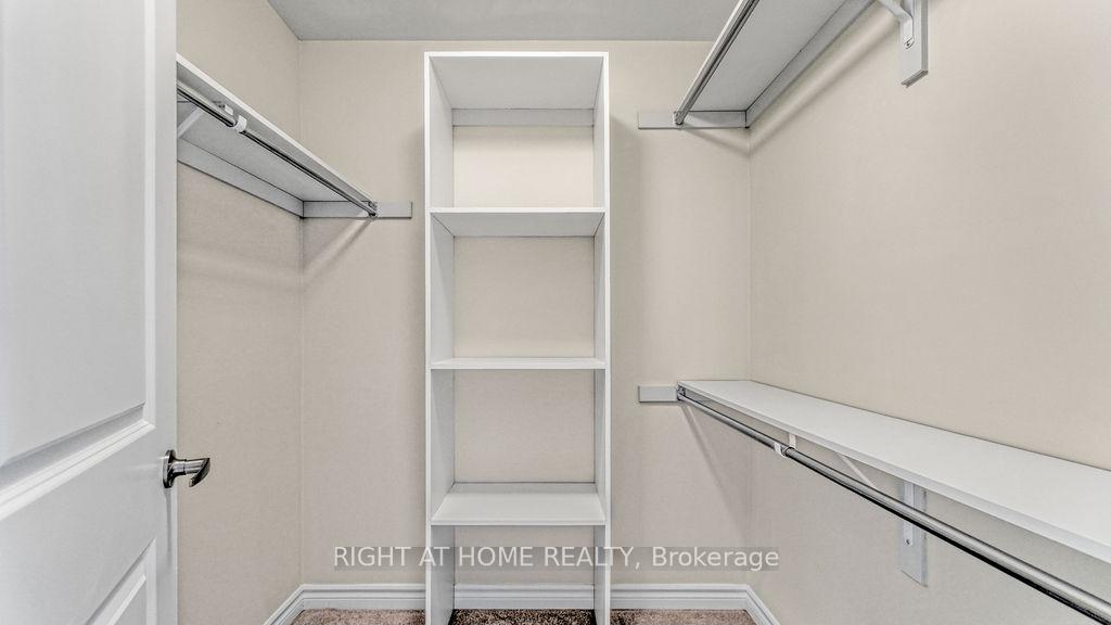 Photo 24 of Unit 220, 349 Wheat Boom Drive, Oakville, Joshua Meadows — HOMEH