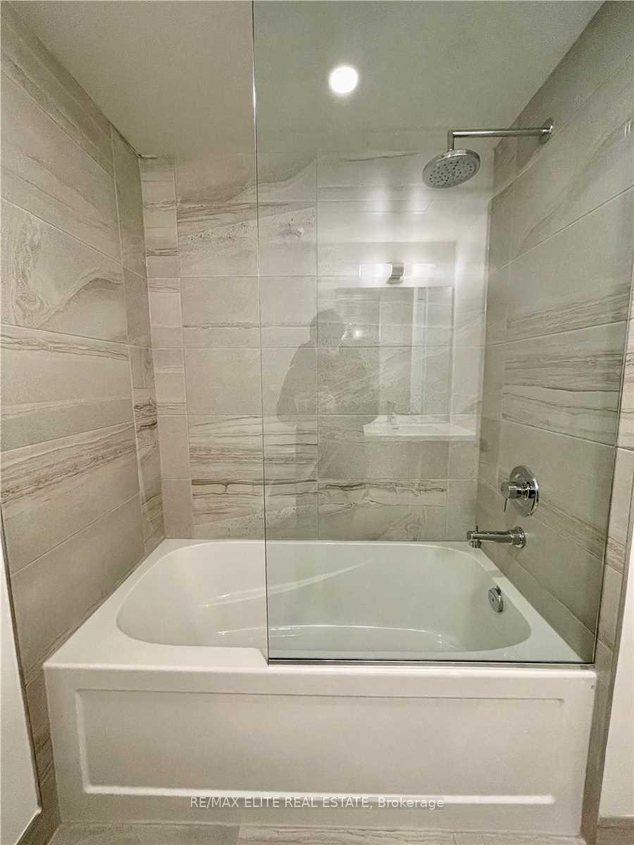 Photo 3 of Unit 1912, 138 Downes Street, Toronto, Waterfront Communities — HOMEH