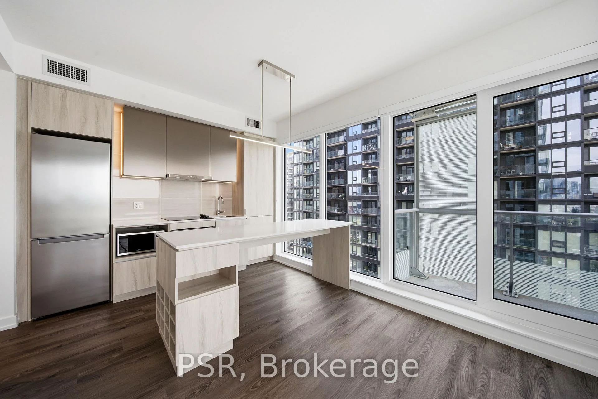 Photo 7 of Unit 1903, 70 Ordnance Street, Toronto, Niagara — HOMEH