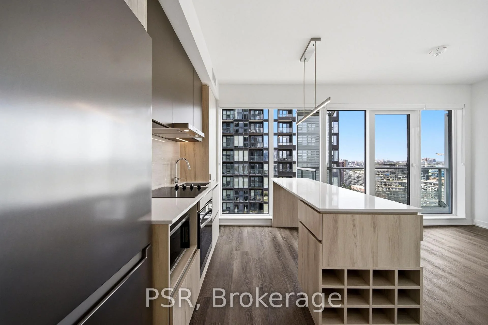 Photo 9 of Unit 1903, 70 Ordnance Street, Toronto, Niagara — HOMEH