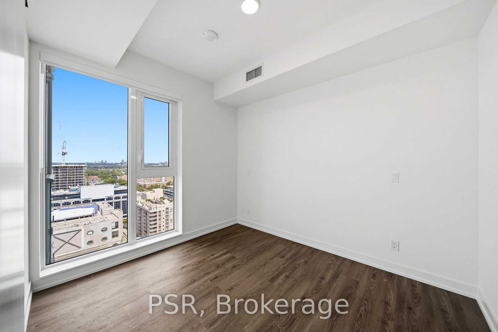 Photo 10 of Unit 1903, 70 Ordnance Street, Toronto, Niagara — HOMEH