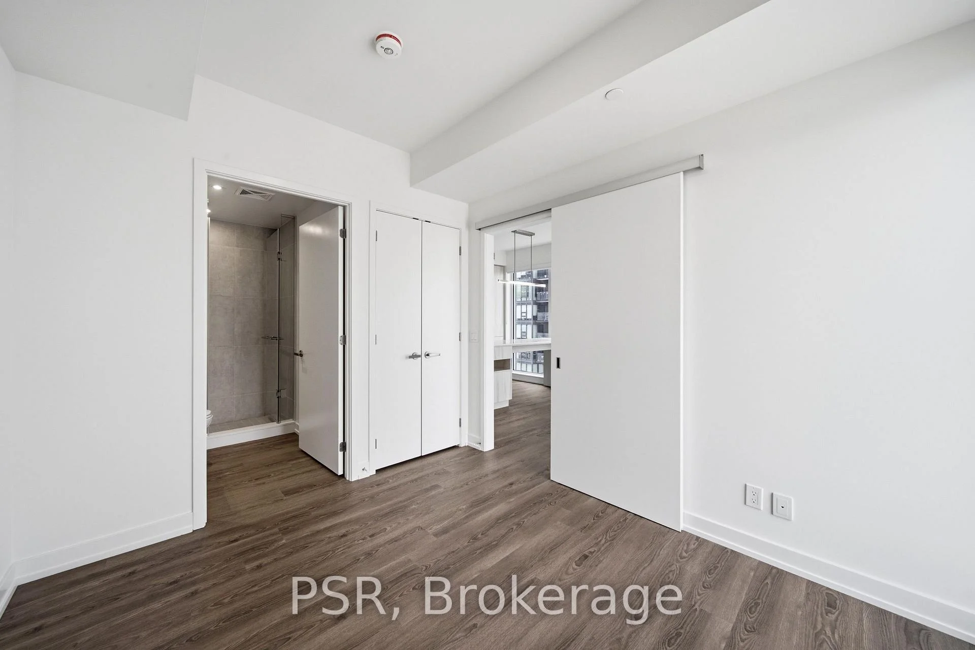 Photo 11 of Unit 1903, 70 Ordnance Street, Toronto, Niagara — HOMEH