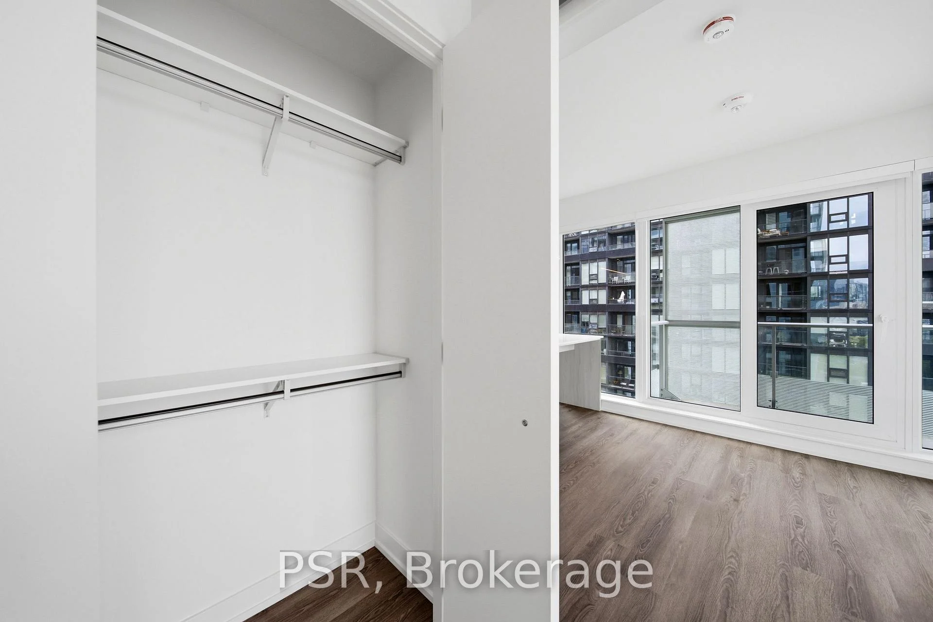 Photo 12 of Unit 1903, 70 Ordnance Street, Toronto, Niagara — HOMEH