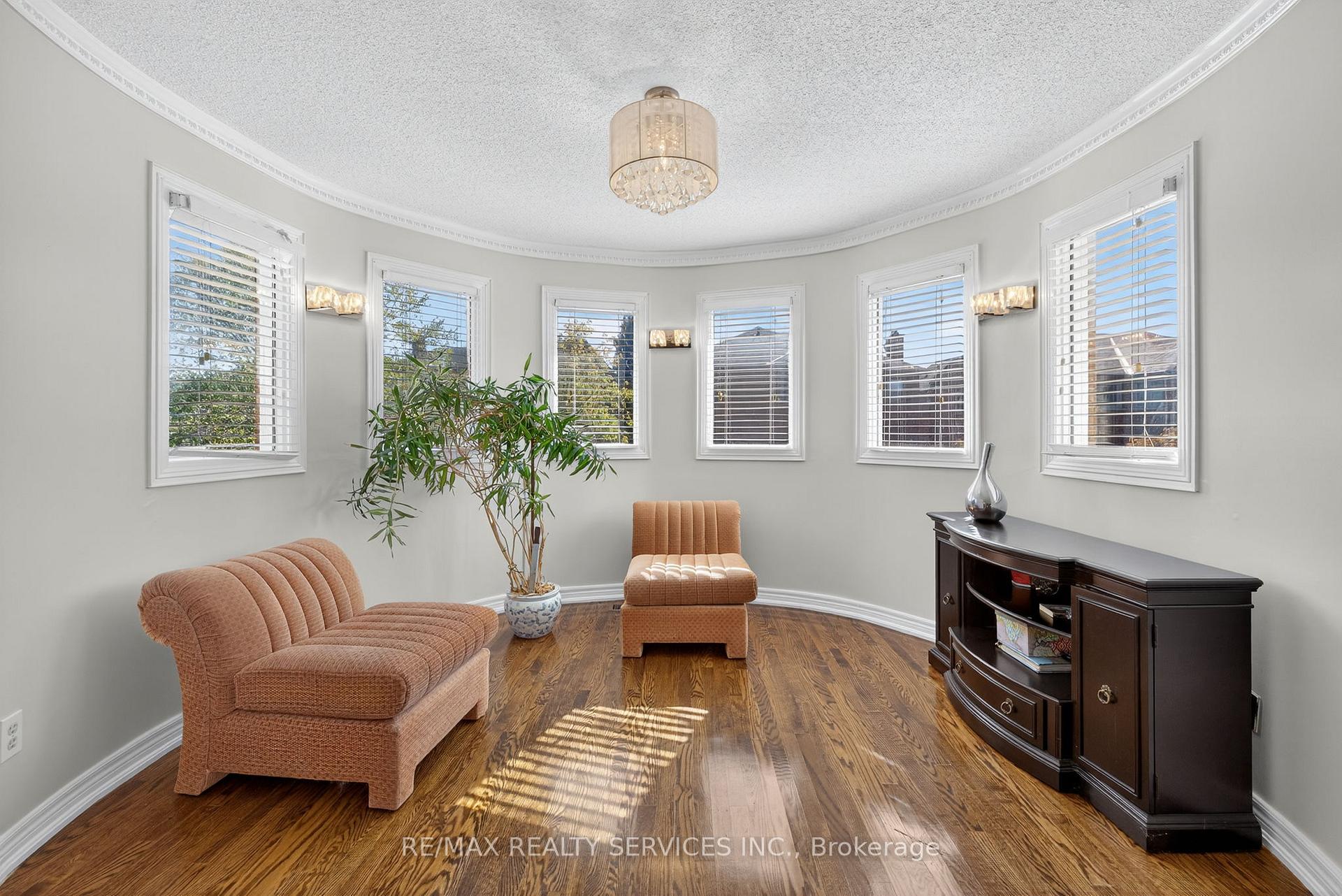 Photo 30 of 124 Royal Valley Drive, Caledon, Rural Caledon — HOMEH