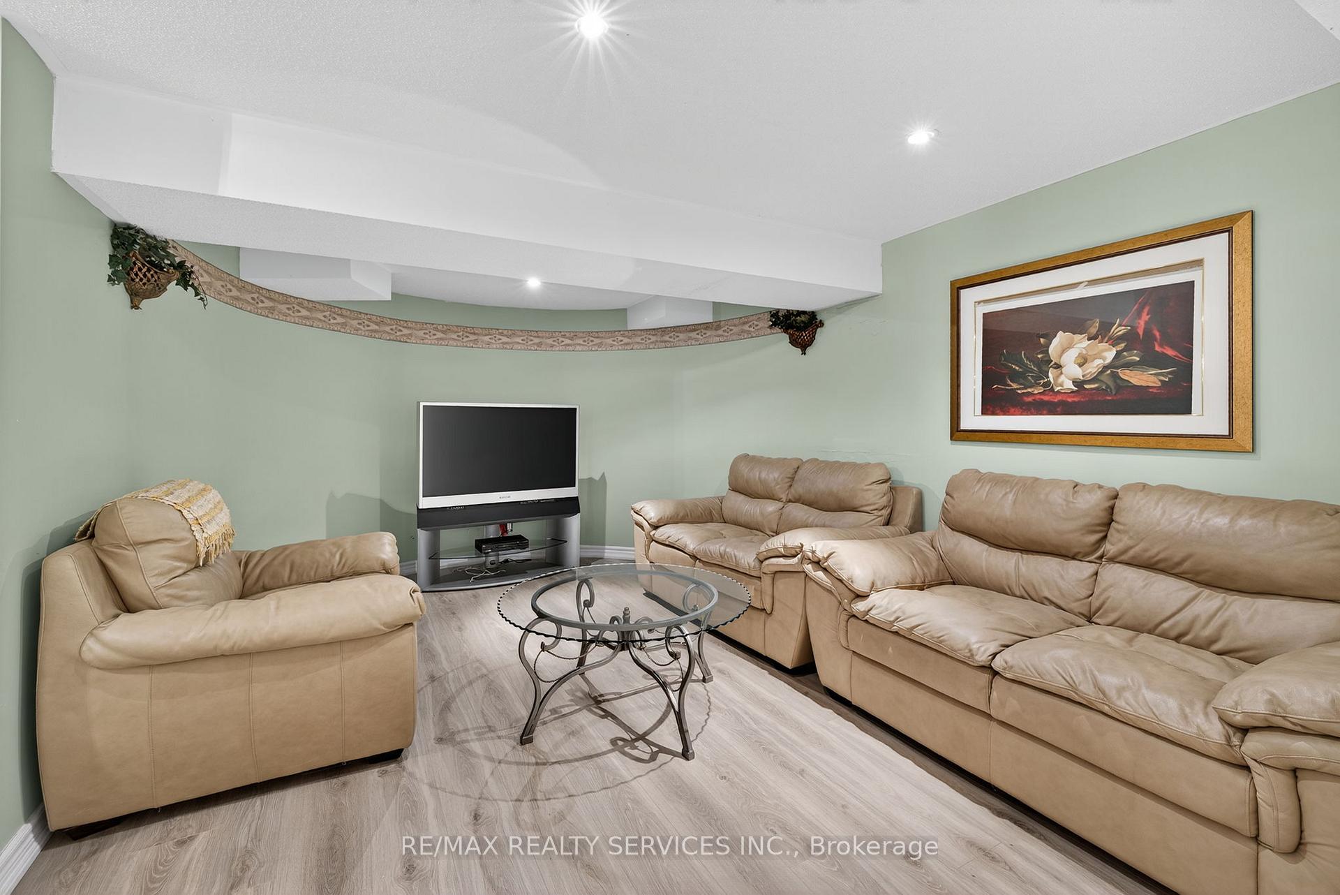 Photo 40 of 124 Royal Valley Drive, Caledon, Rural Caledon — HOMEH