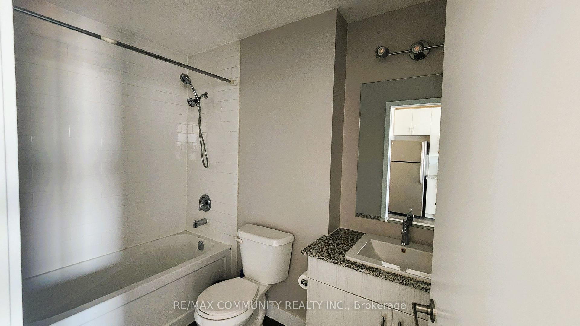 Photo 15 of Unit 1708, 1 Victoria Street, Kitchener, City Commercial Core — HOMEH