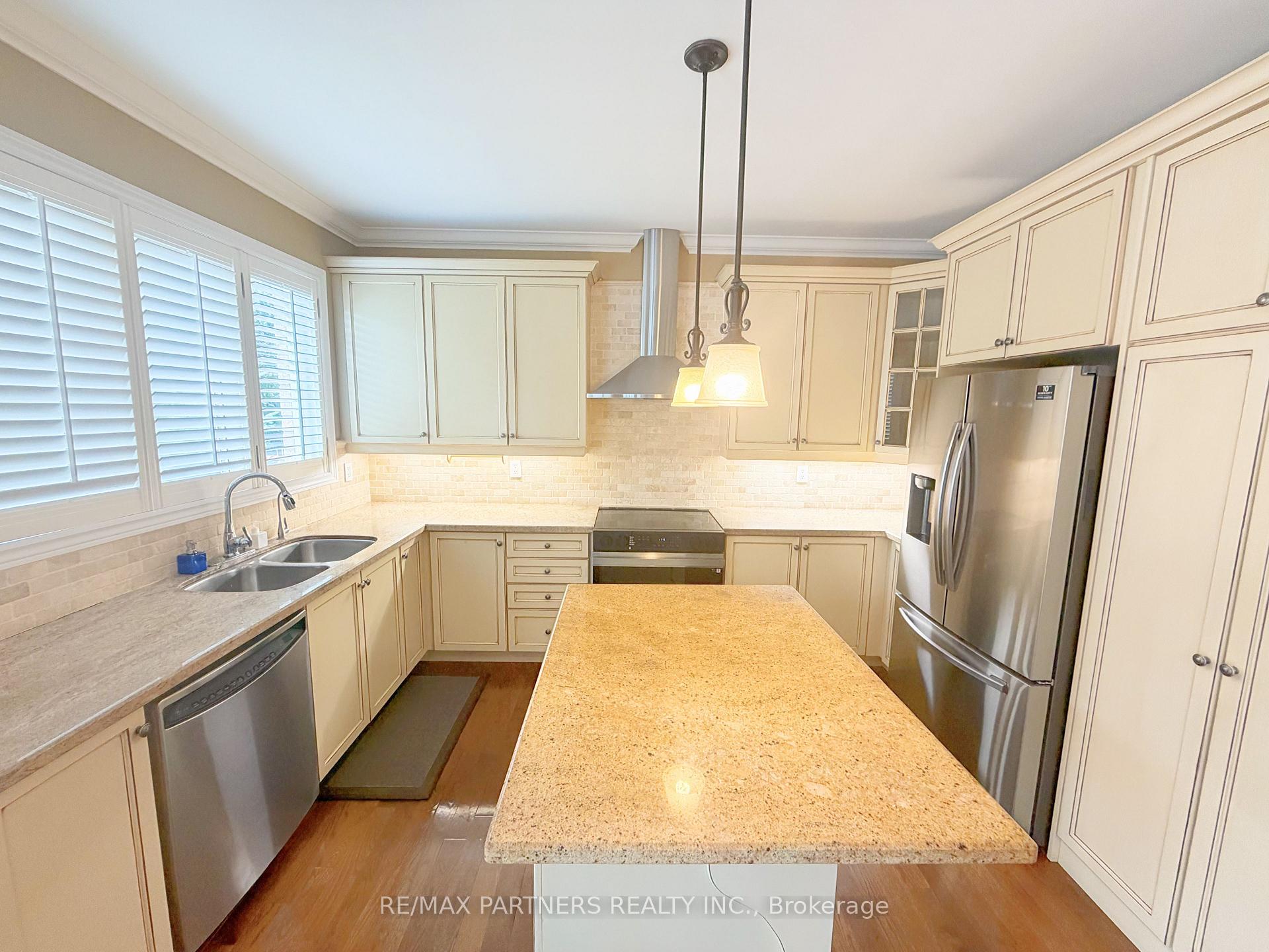 Photo 6 of 46 Barnstone Drive, Markham, Wismer — HOMEH