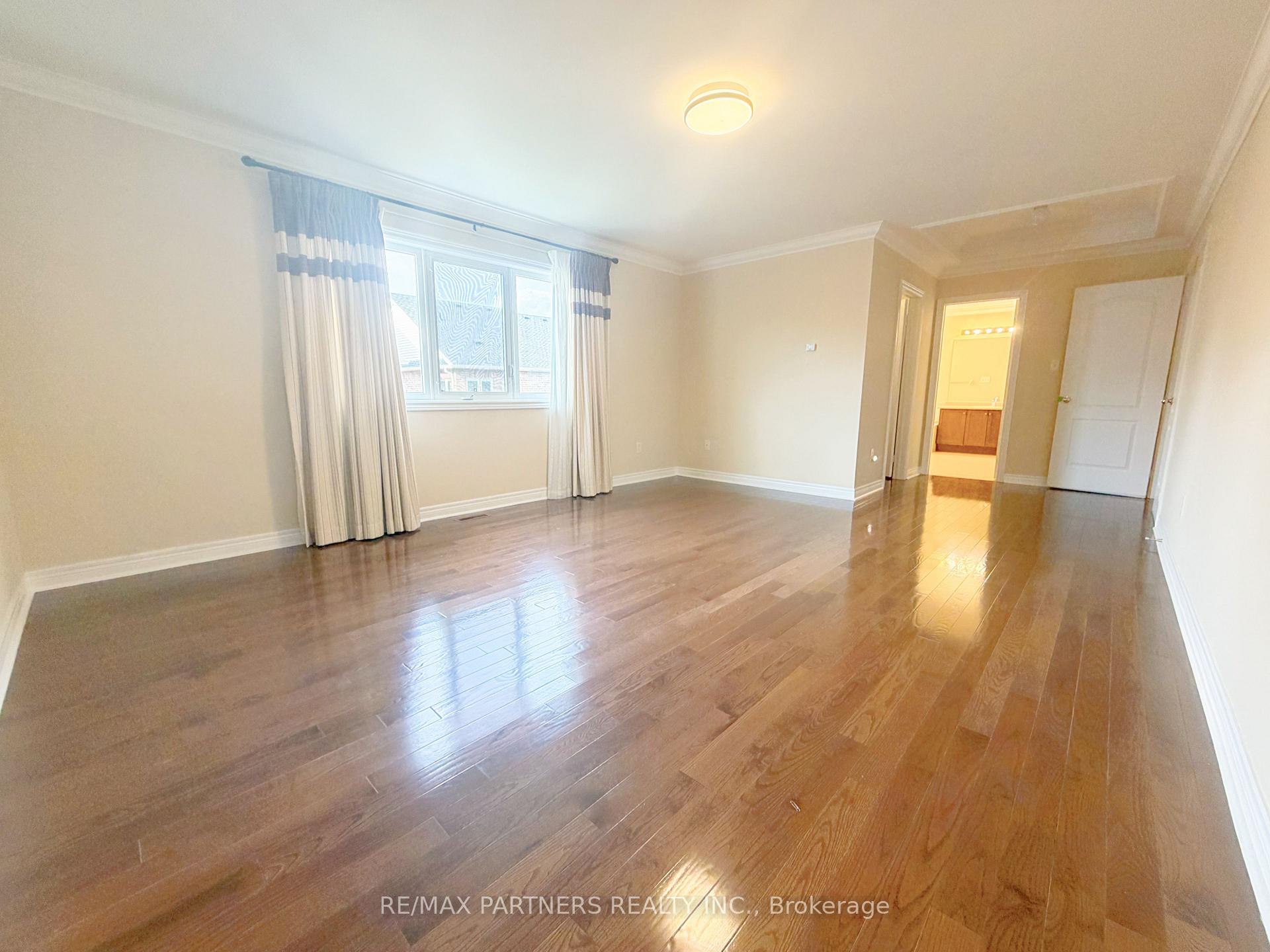 Photo 13 of 46 Barnstone Drive, Markham, Wismer — HOMEH