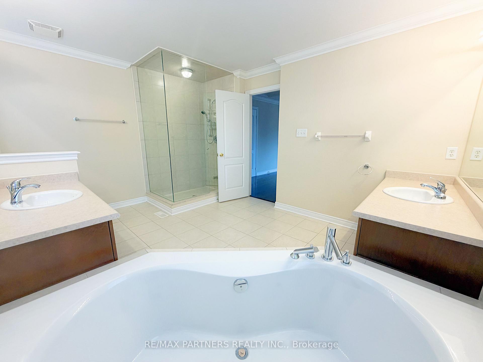 Photo 16 of 46 Barnstone Drive, Markham, Wismer — HOMEH