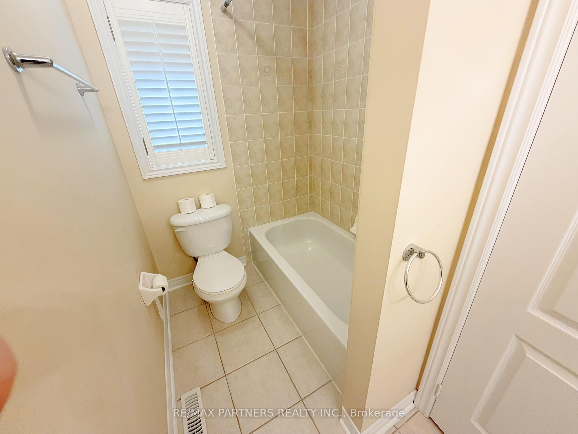 Photo 20 of 46 Barnstone Drive, Markham, Wismer — HOMEH