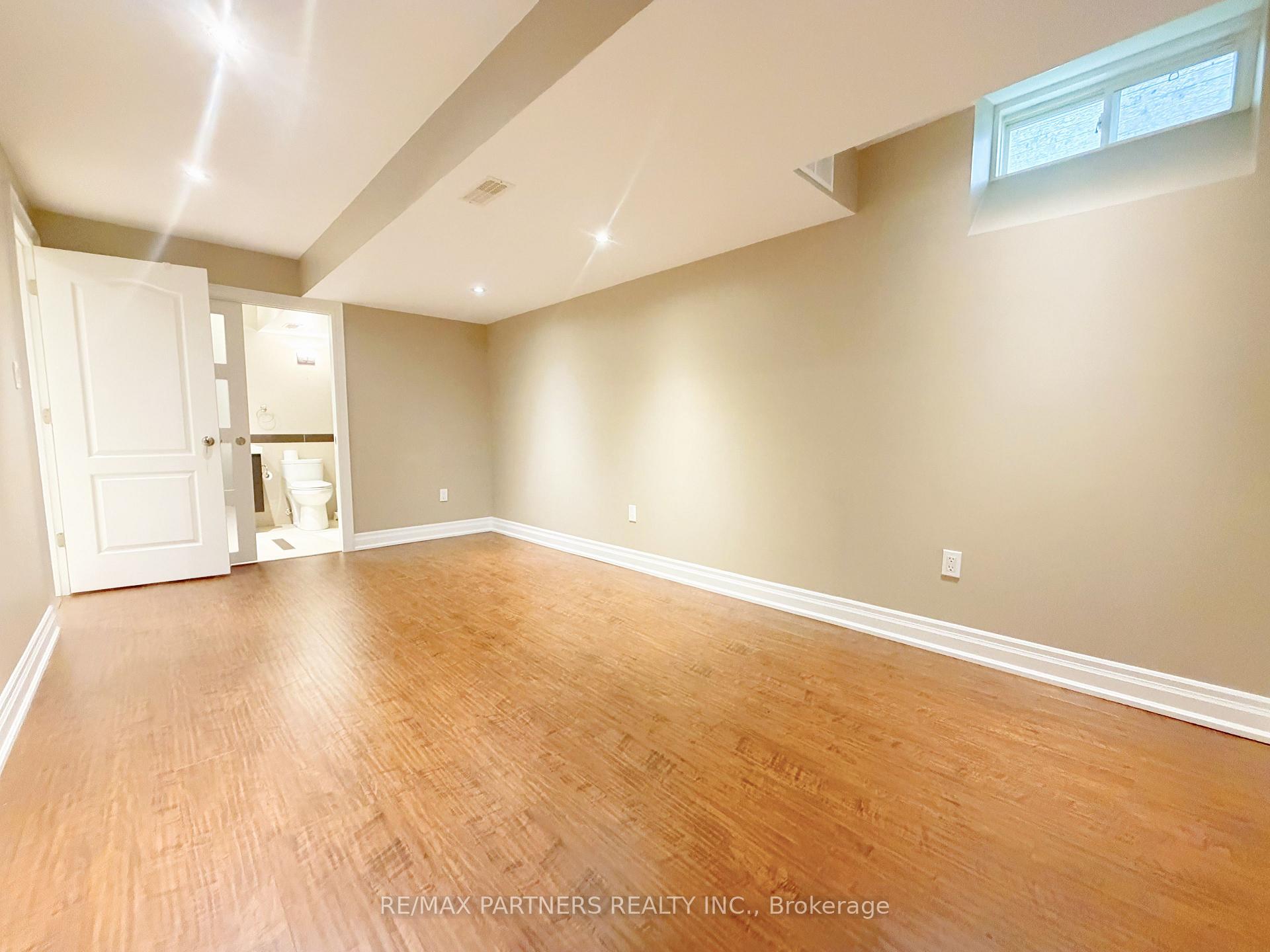 Photo 34 of 46 Barnstone Drive, Markham, Wismer — HOMEH