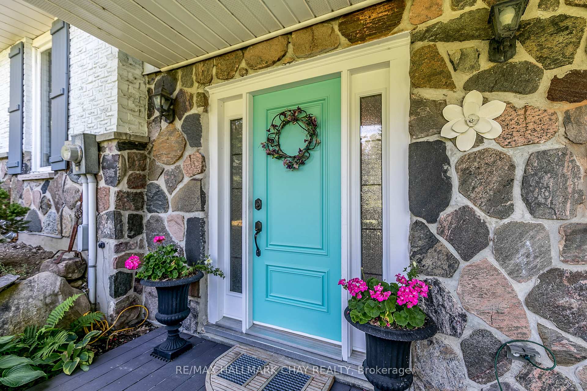 Photo 6 of 2230 Spring Street, Innisfil, Alcona — HOMEH