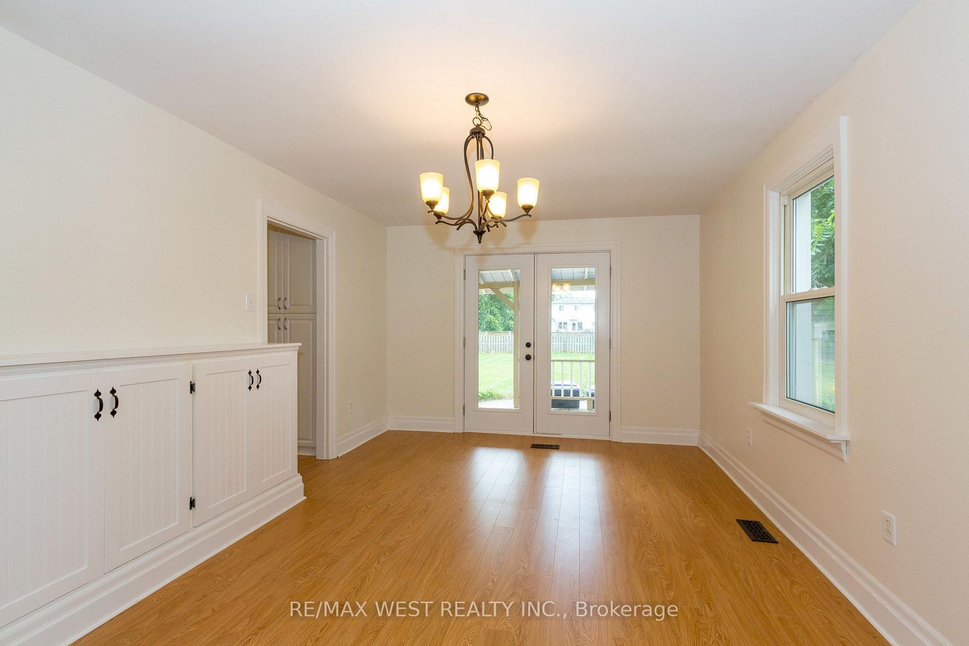 Photo 8 of 175 Wellington Street W, New Tecumseth, Alliston — HOMEH
