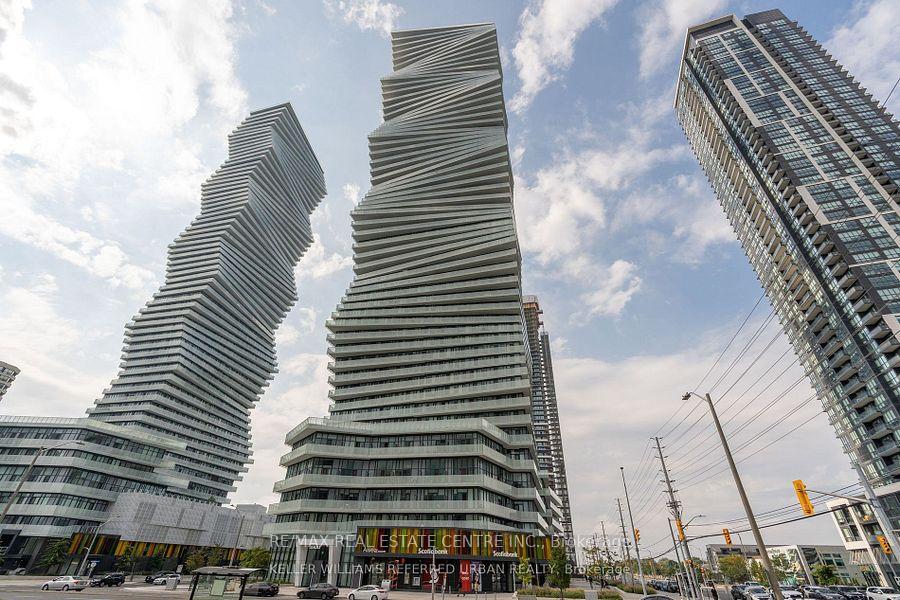 Front of Unit 5701, 3900 Confederation Parkway