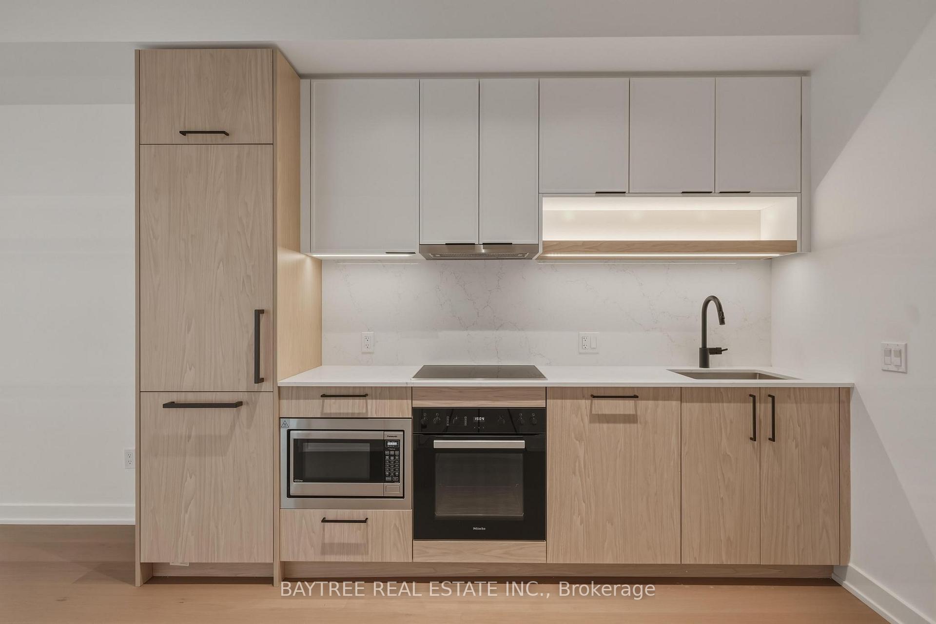 Photo 9 of Unit 1715, 89 Montclair Avenue, Toronto, Forest Hill South — HOMEH