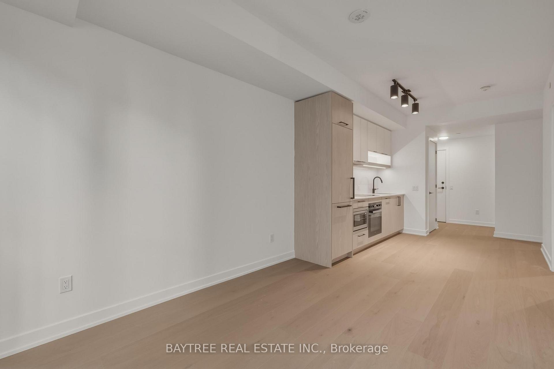 Photo 12 of Unit 1715, 89 Montclair Avenue, Toronto, Forest Hill South — HOMEH