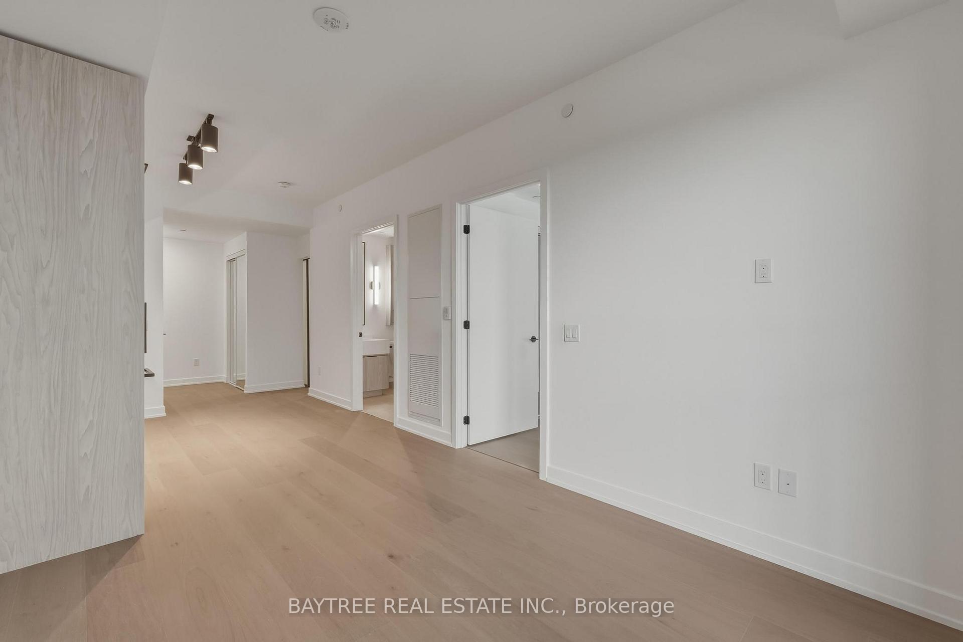 Photo 13 of Unit 1715, 89 Montclair Avenue, Toronto, Forest Hill South — HOMEH