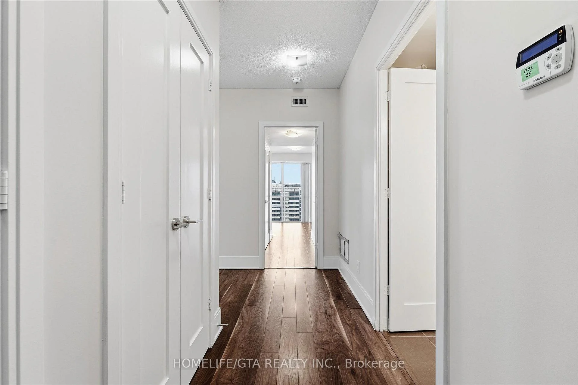 Photo 20 of Unit 1102, 25 Broadway Avenue, Toronto, Mount Pleasant West — HOMEH