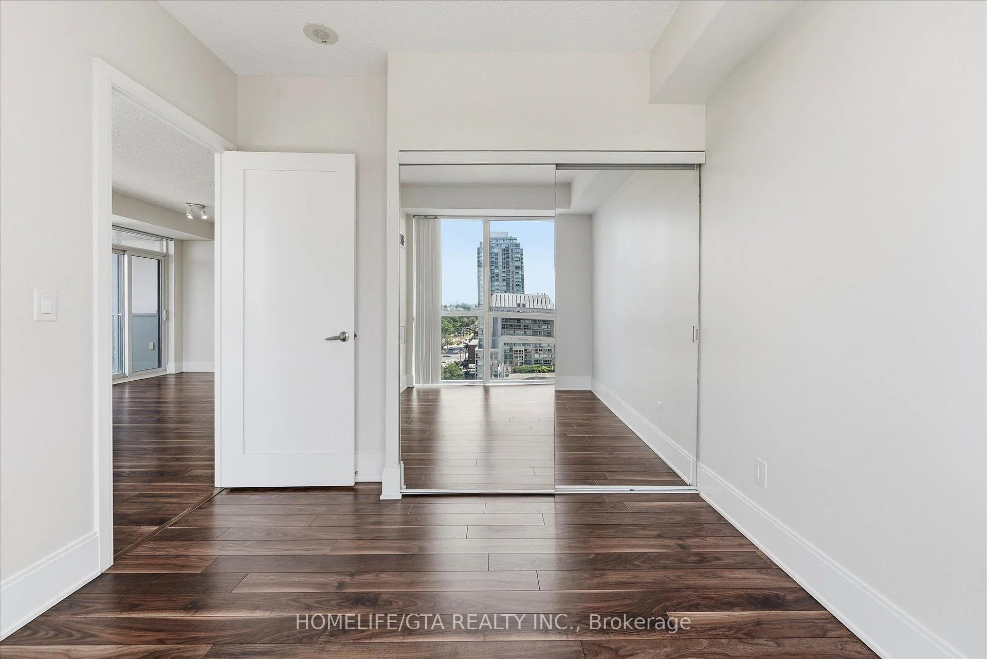 Photo 39 of Unit 1102, 25 Broadway Avenue, Toronto, Mount Pleasant West — HOMEH