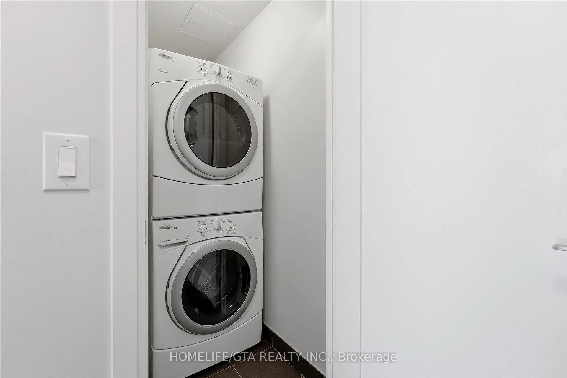 Photo 46 of Unit 1102, 25 Broadway Avenue, Toronto, Mount Pleasant West — HOMEH
