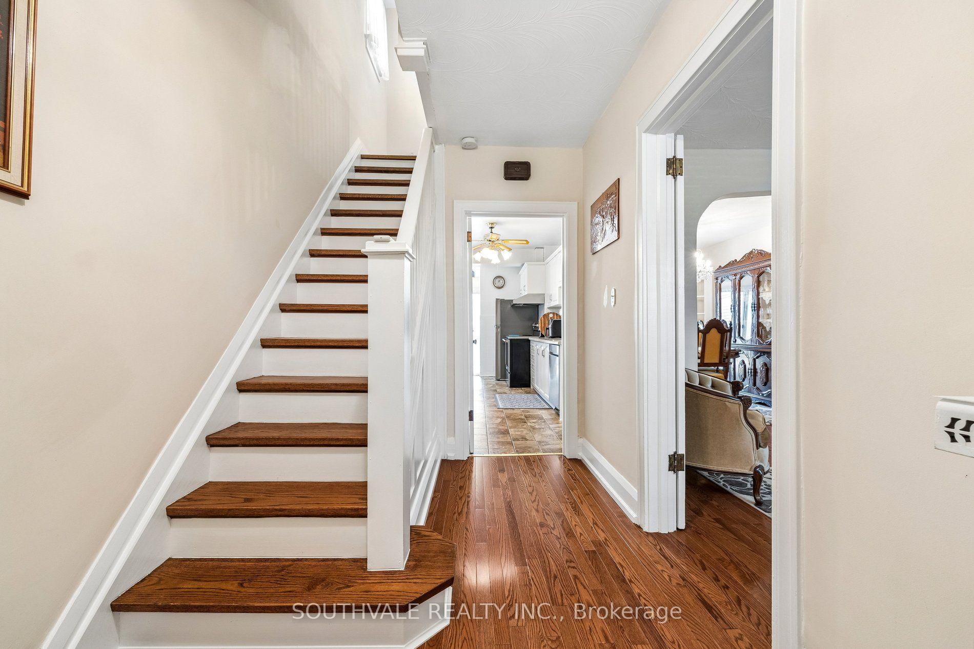 Photo 5 of 67 Kings Park Boulevard, Toronto, Danforth Village-East York — HOMEH
