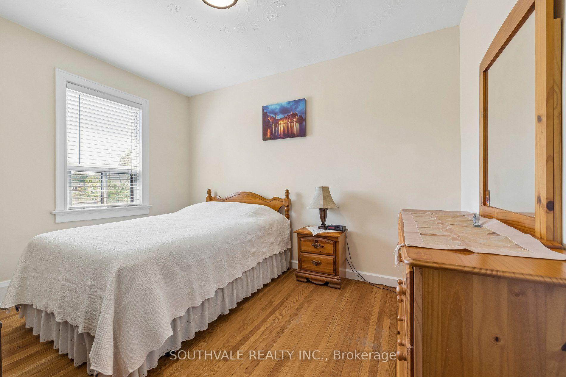 Photo 24 of 67 Kings Park Boulevard, Toronto, Danforth Village-East York — HOMEH