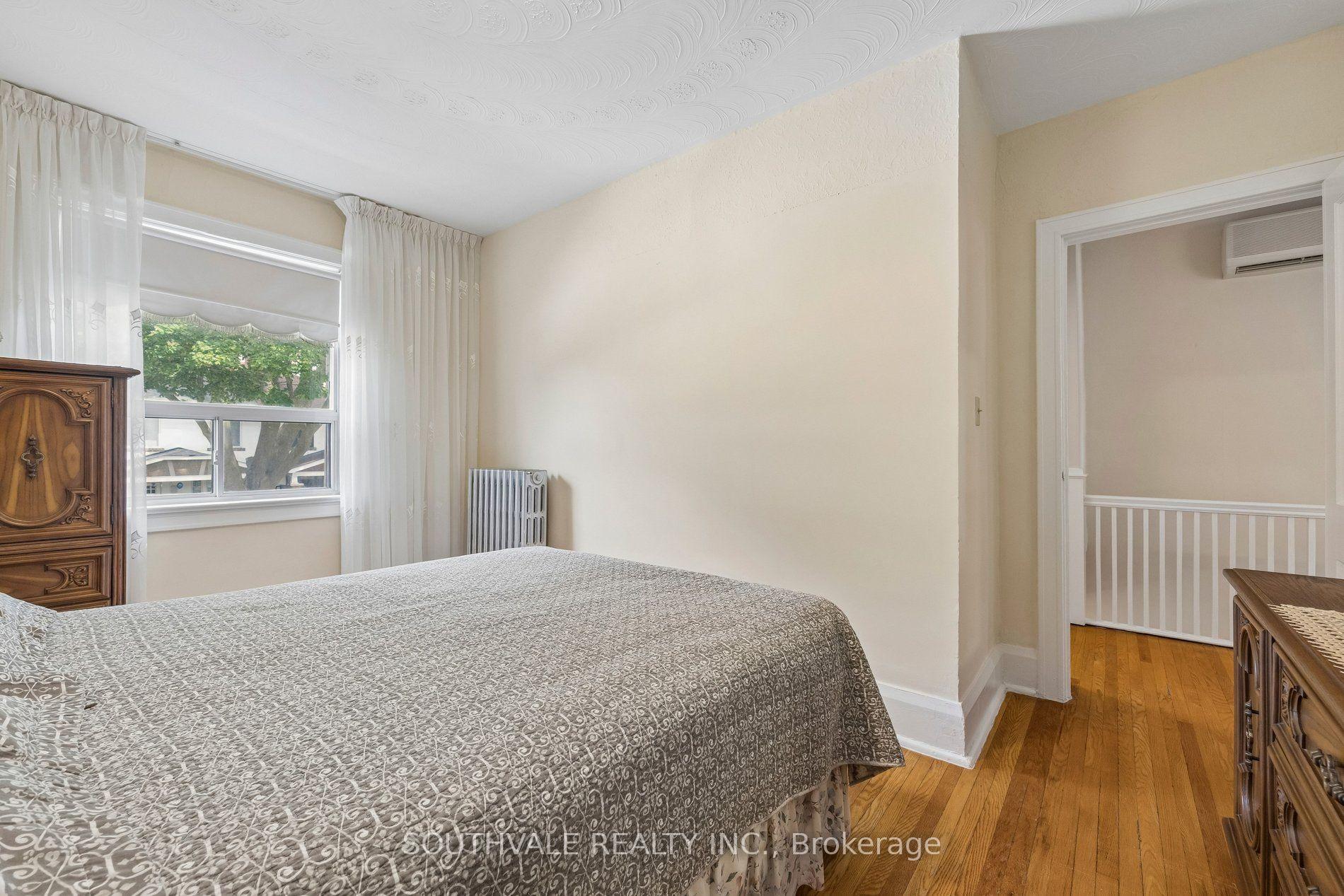 Photo 27 of 67 Kings Park Boulevard, Toronto, Danforth Village-East York — HOMEH