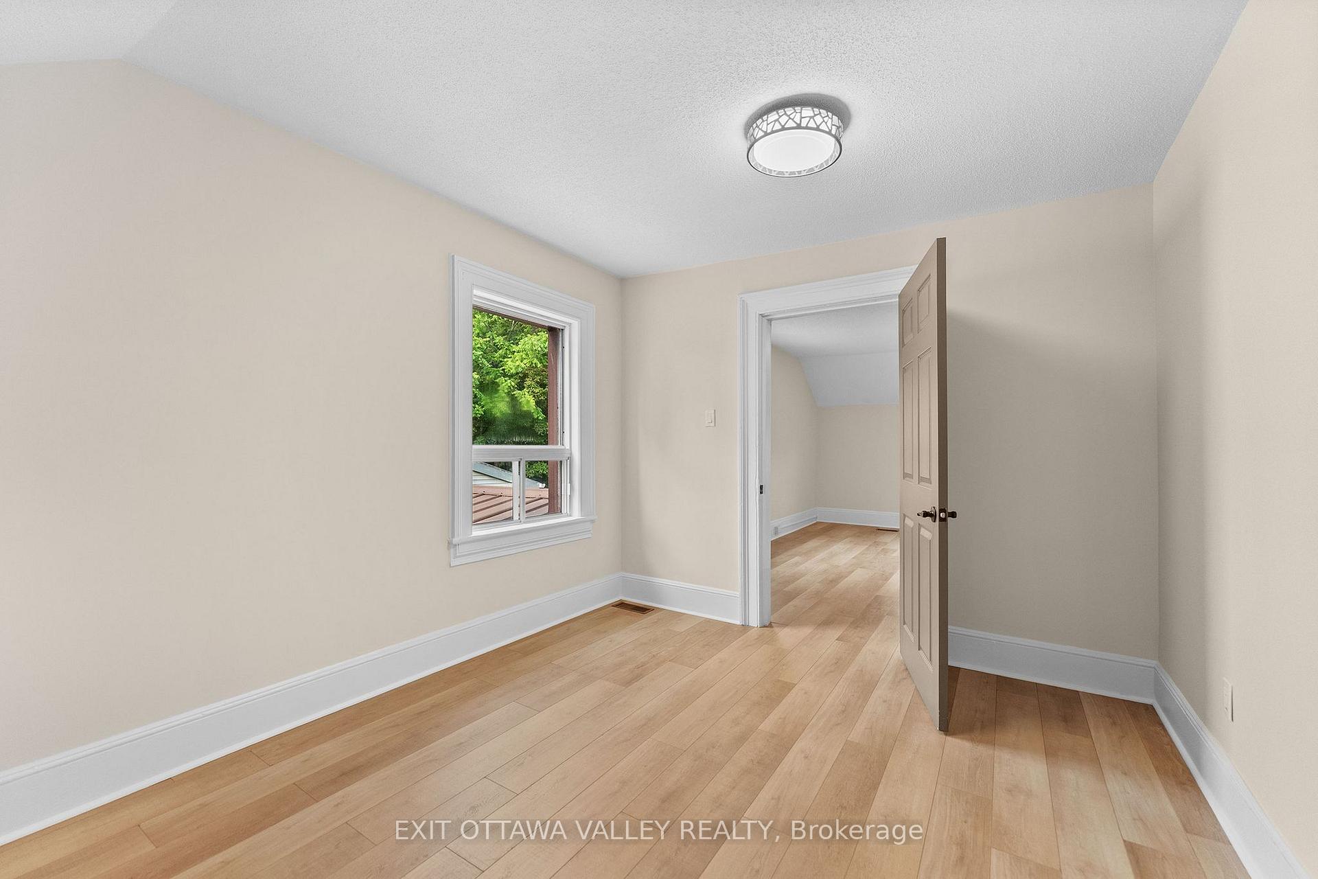 Photo 22 of 164 Maple Avenue, Pembroke, Pembroke — HOMEH