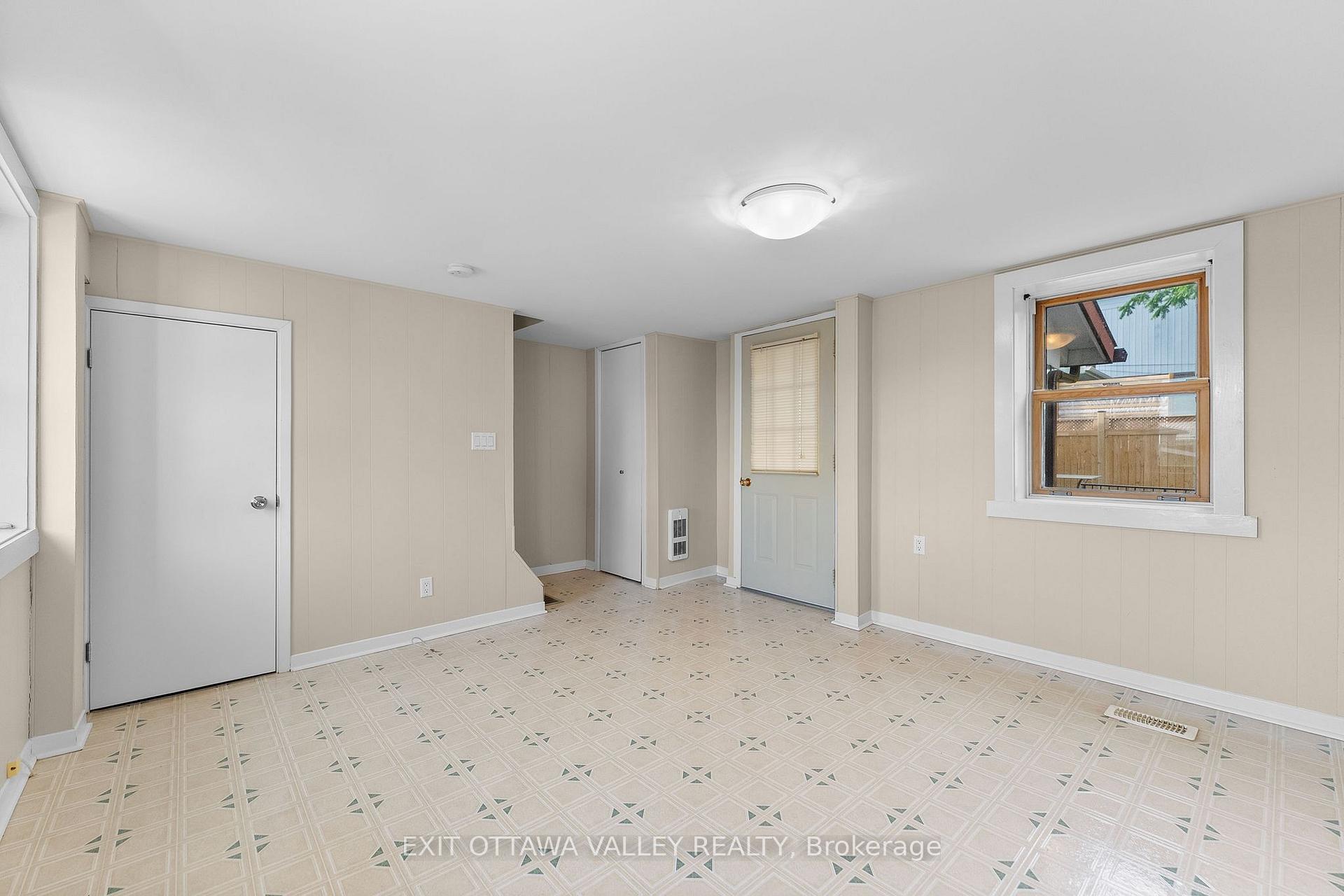 Photo 29 of 164 Maple Avenue, Pembroke, Pembroke — HOMEH