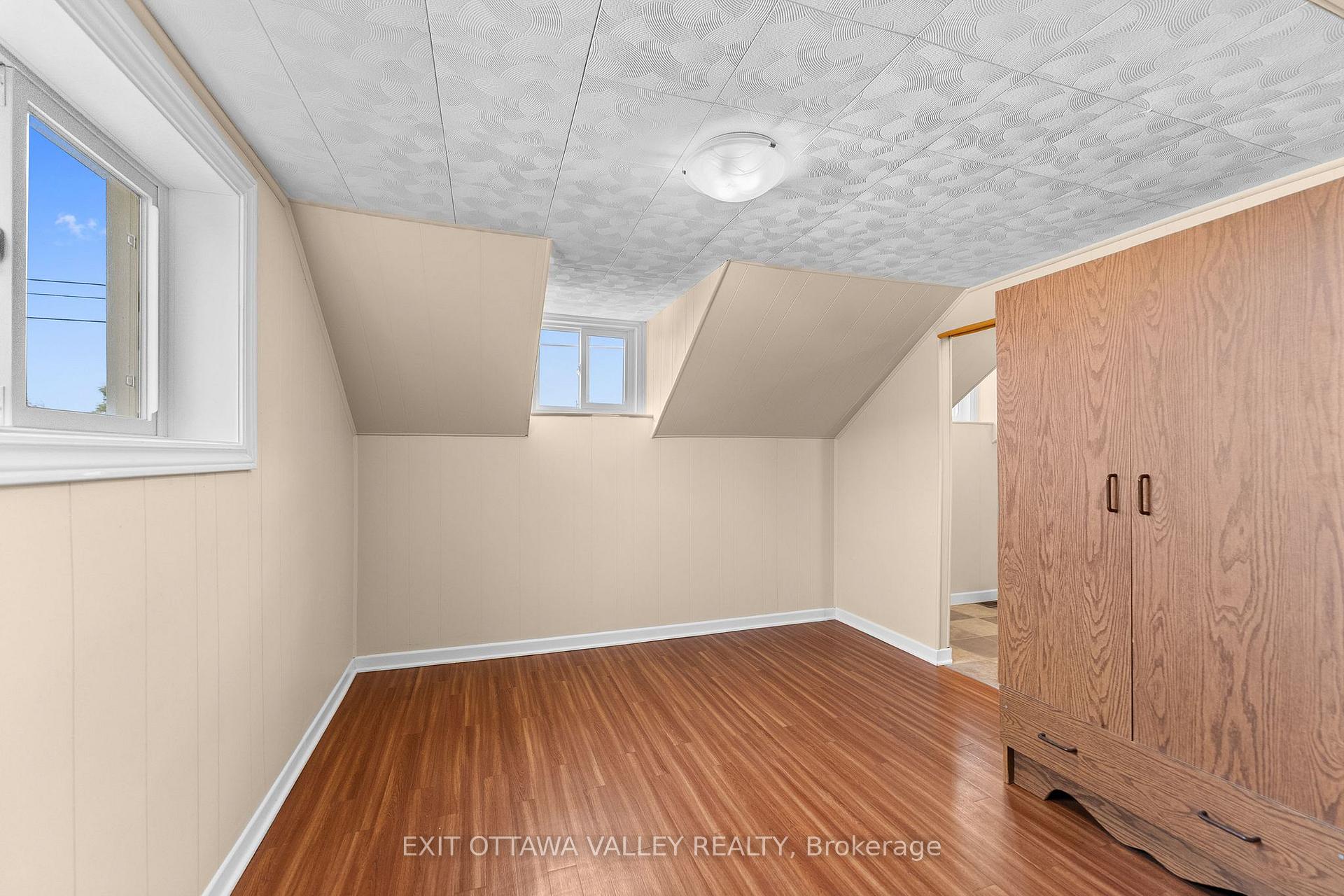 Photo 32 of 164 Maple Avenue, Pembroke, Pembroke — HOMEH