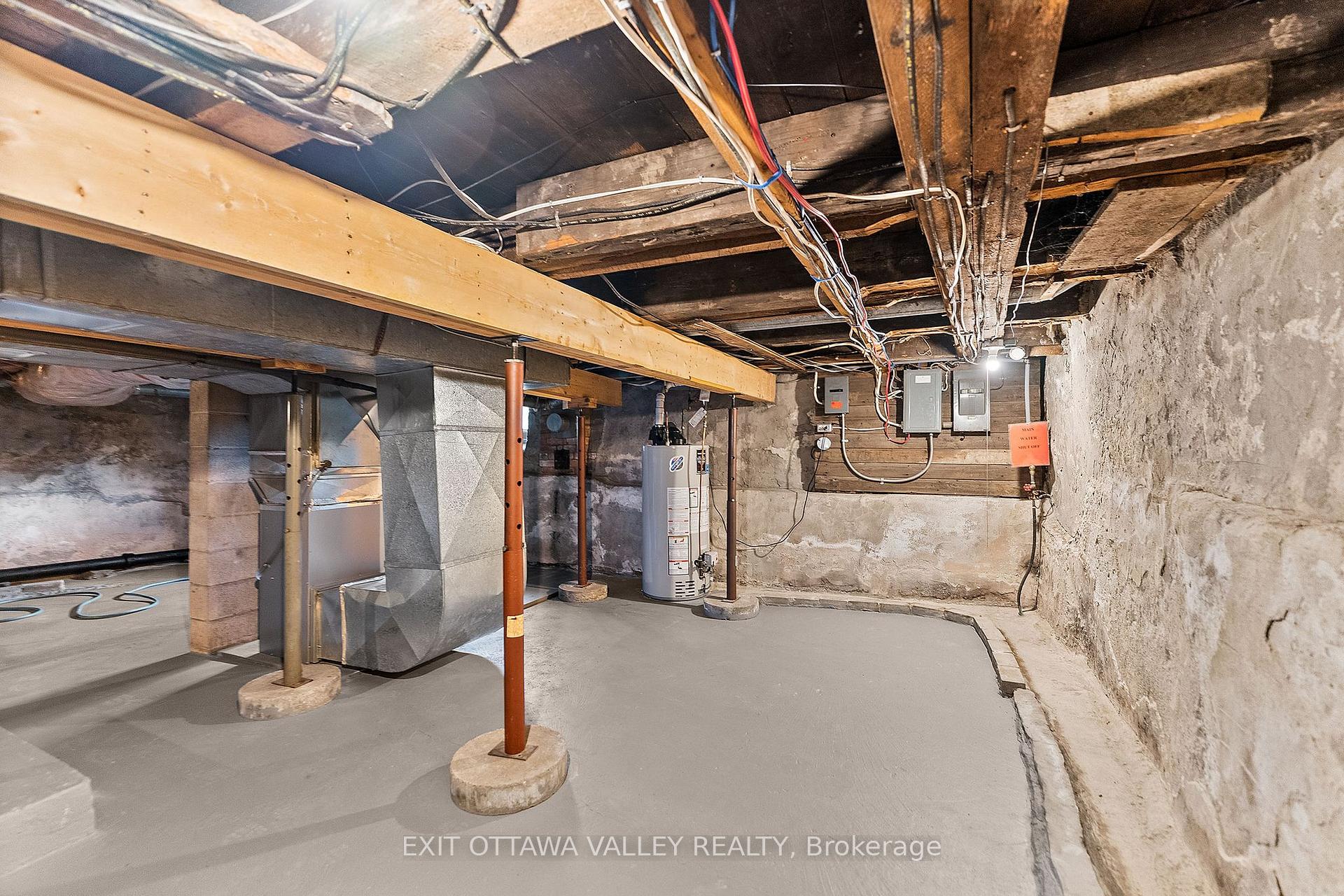 Photo 33 of 164 Maple Avenue, Pembroke, Pembroke — HOMEH