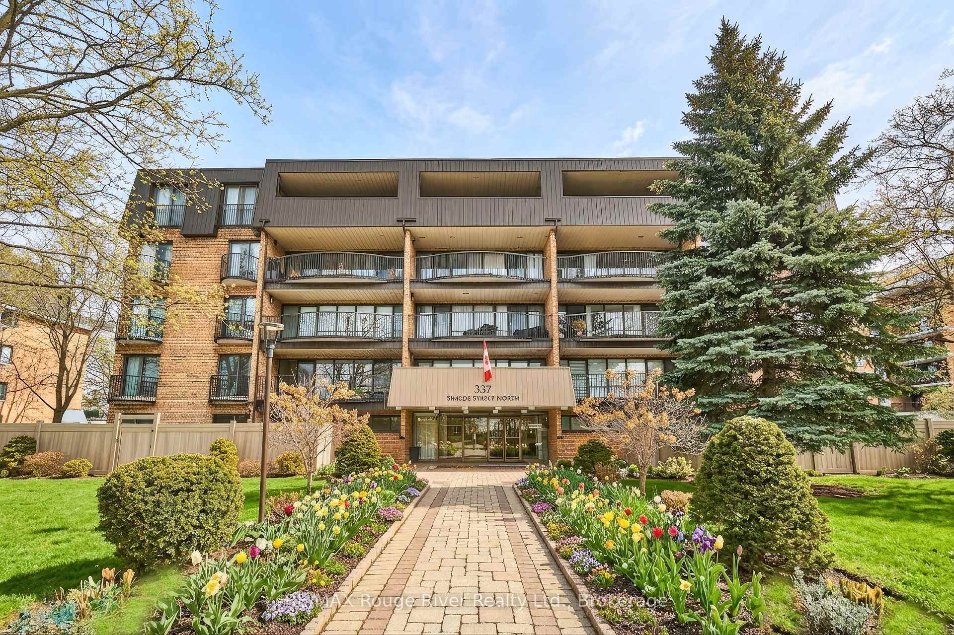 Photo 2 of Unit 401, 337 Simcoe Street, Oshawa, O'Neill — HOMEH