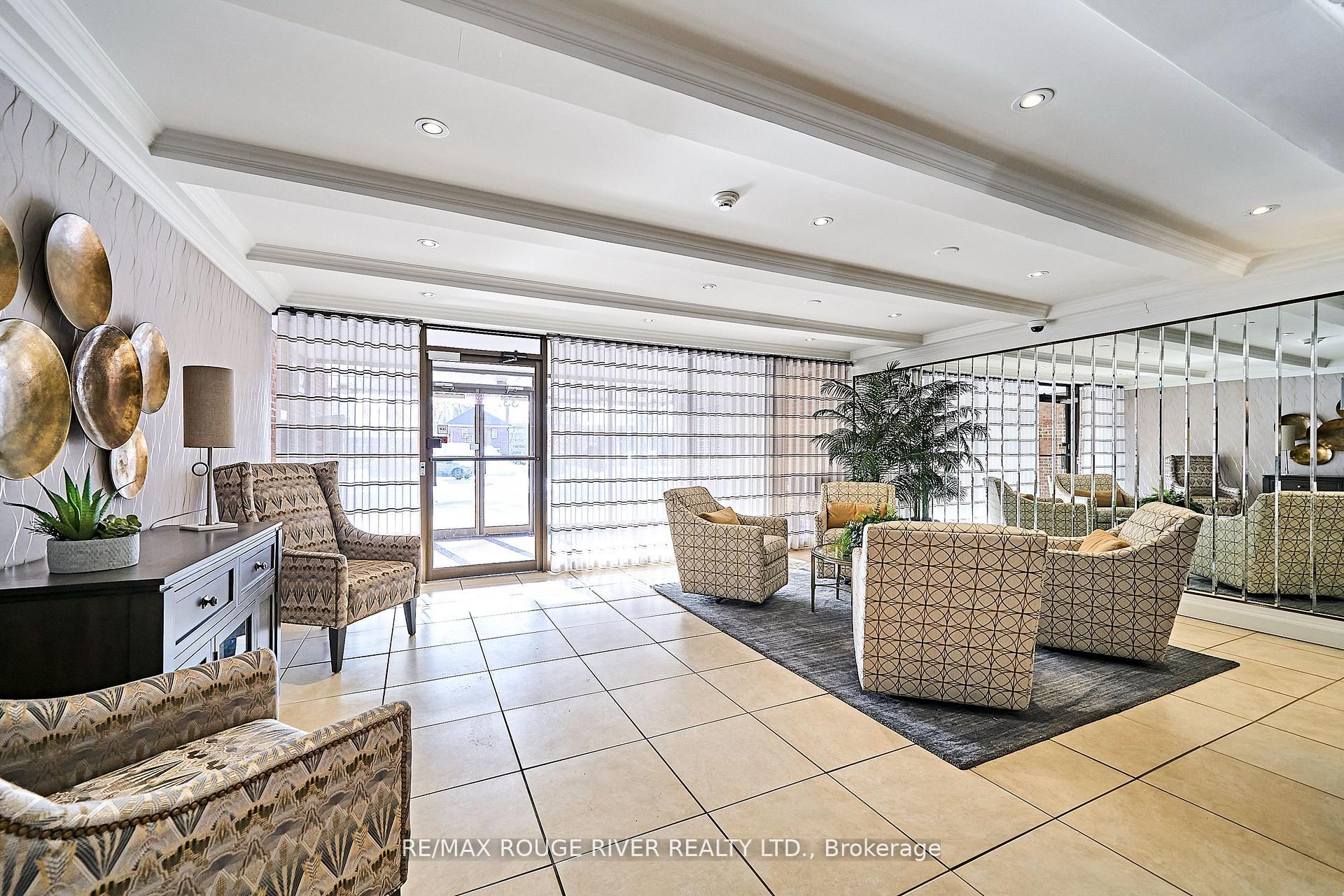 Photo 4 of Unit 401, 337 Simcoe Street, Oshawa, O'Neill — HOMEH