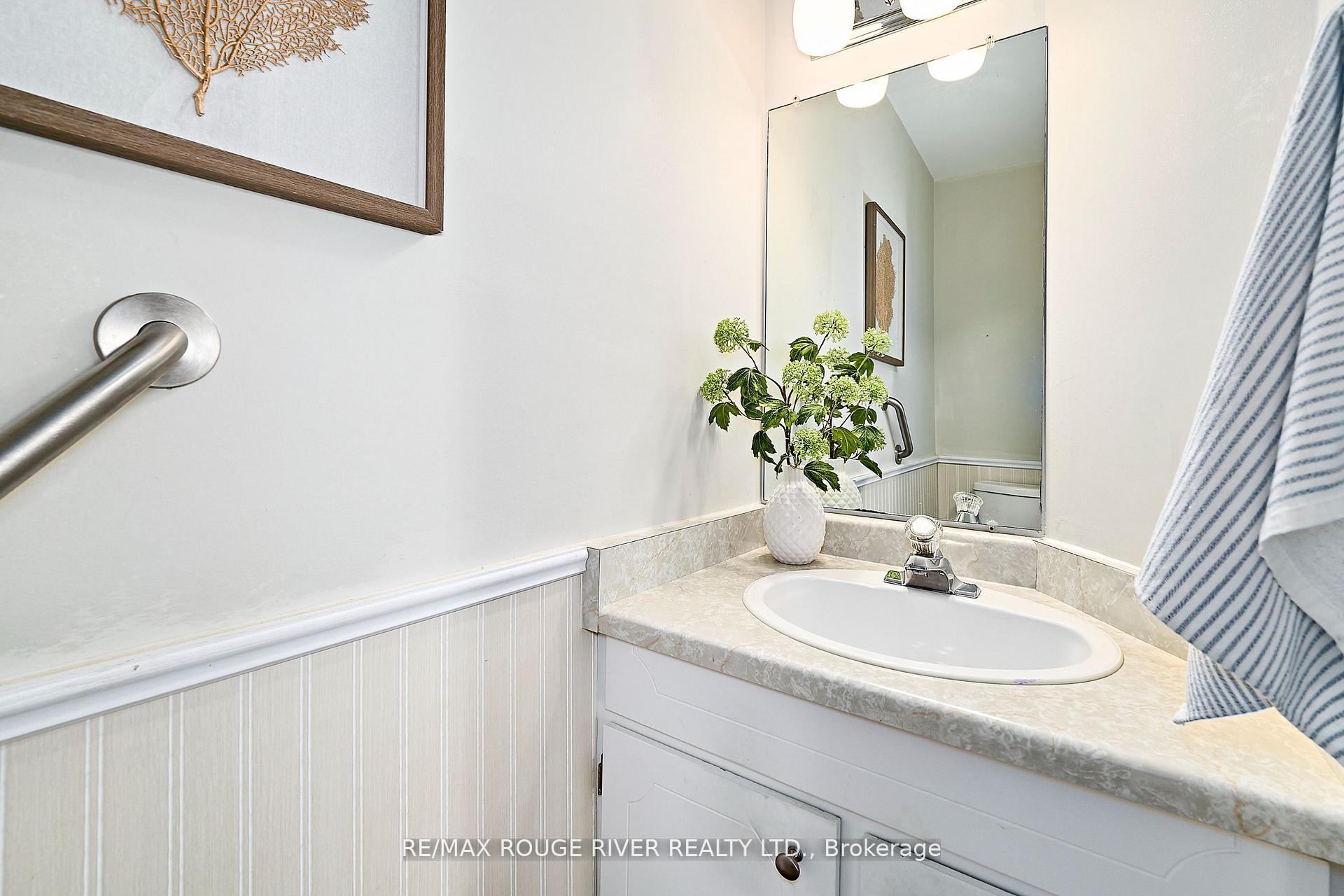 Photo 22 of Unit 401, 337 Simcoe Street, Oshawa, O'Neill — HOMEH